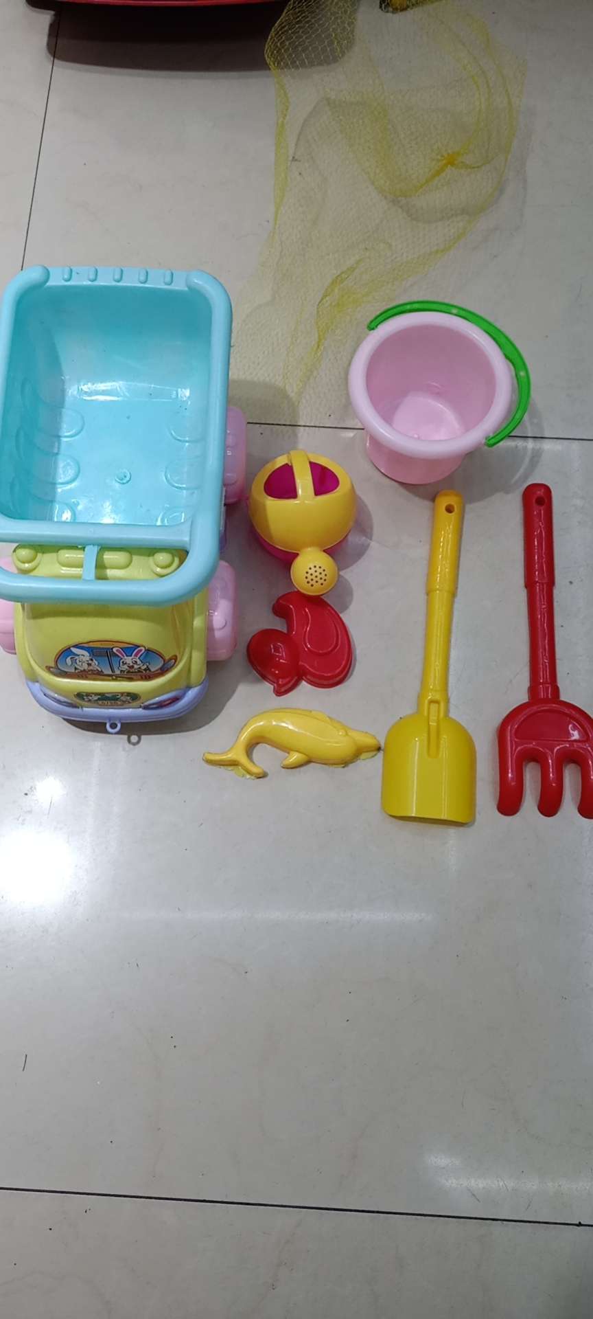 Beach Toy car 1 thumbnail