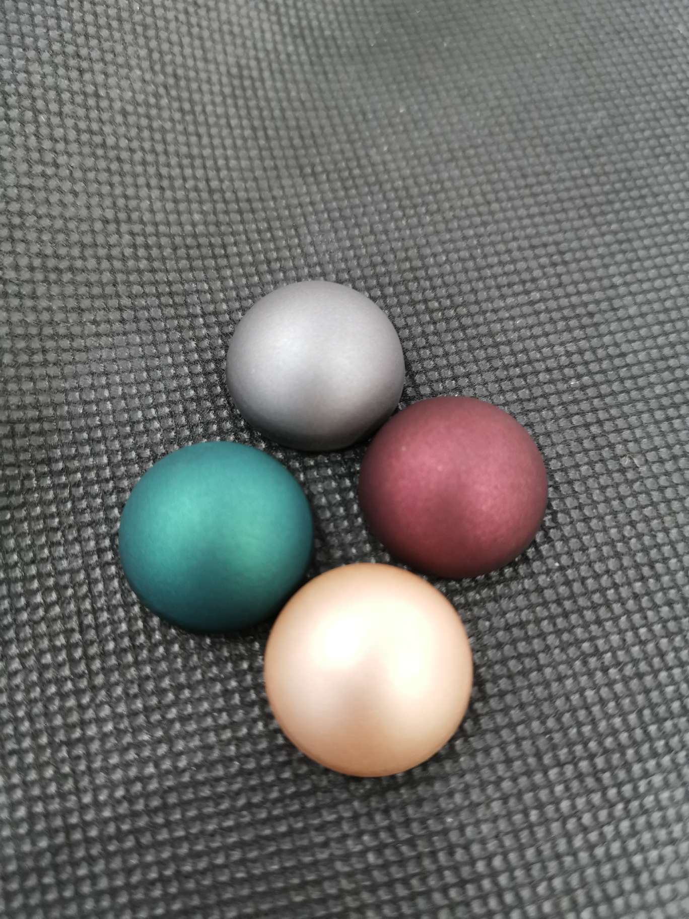 Half-sided frosted beads, matte fashionable and trendy Hengyang bead jewelry accessories DIY bestsellers
