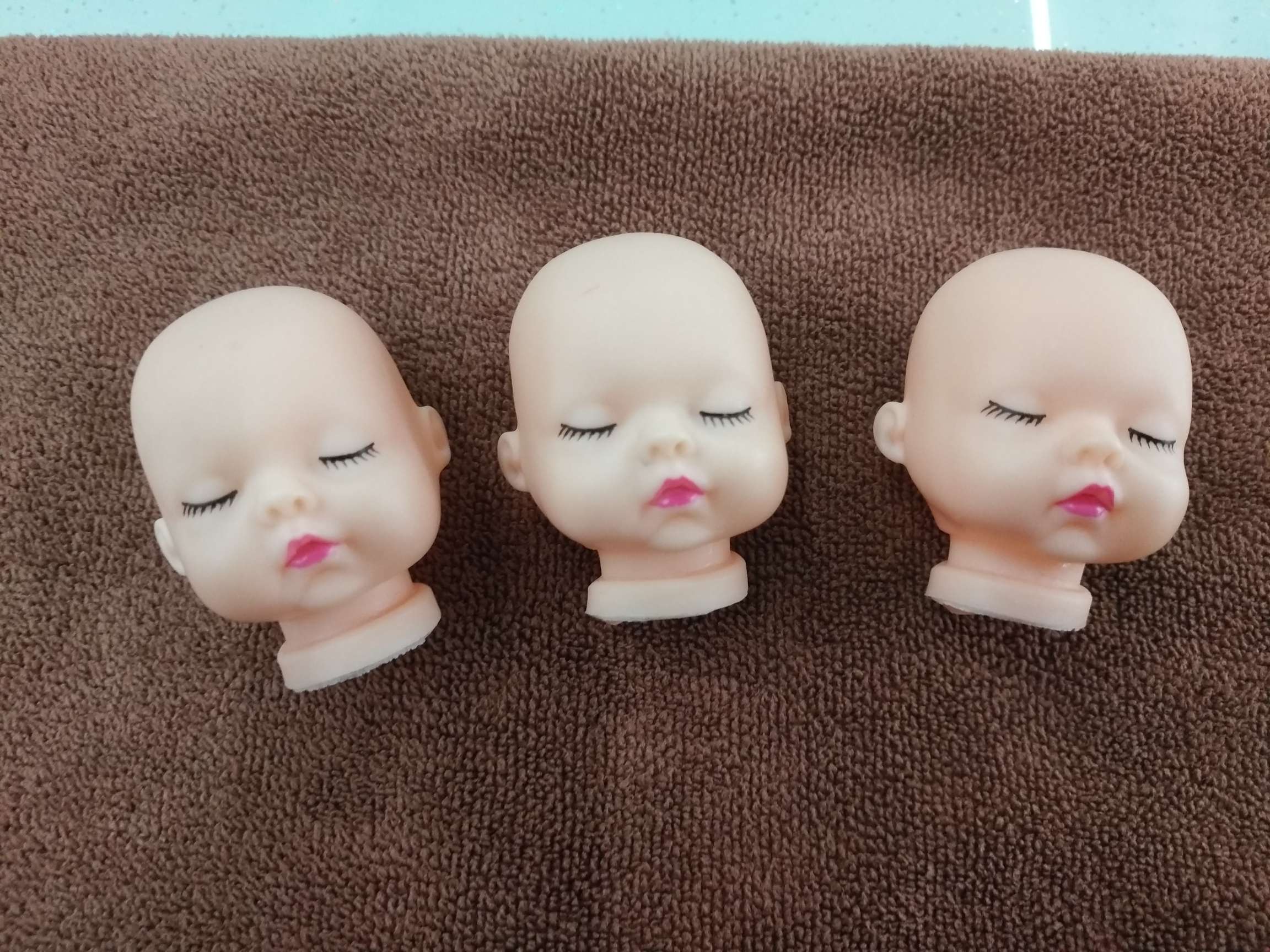 睡娃娃头配细节图