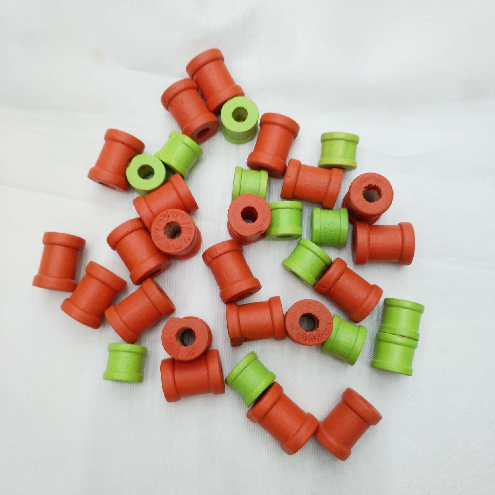 ويمكن أيضا تحديد مواصفات الإنتاج المباشر من جانب المصنوعات اليدوية الموجودة في قلب خشبي Item Picture