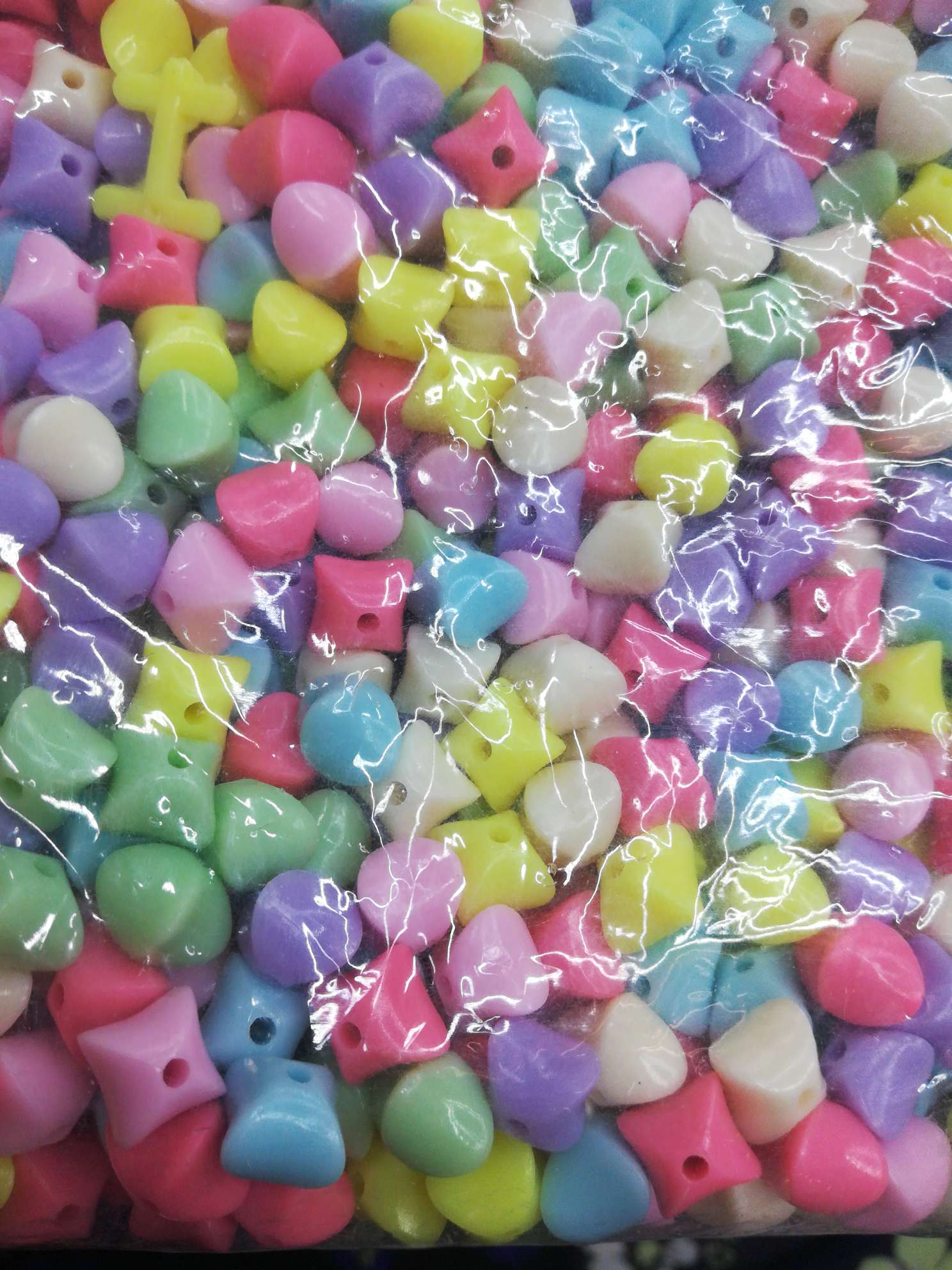 混浅色面包细节图