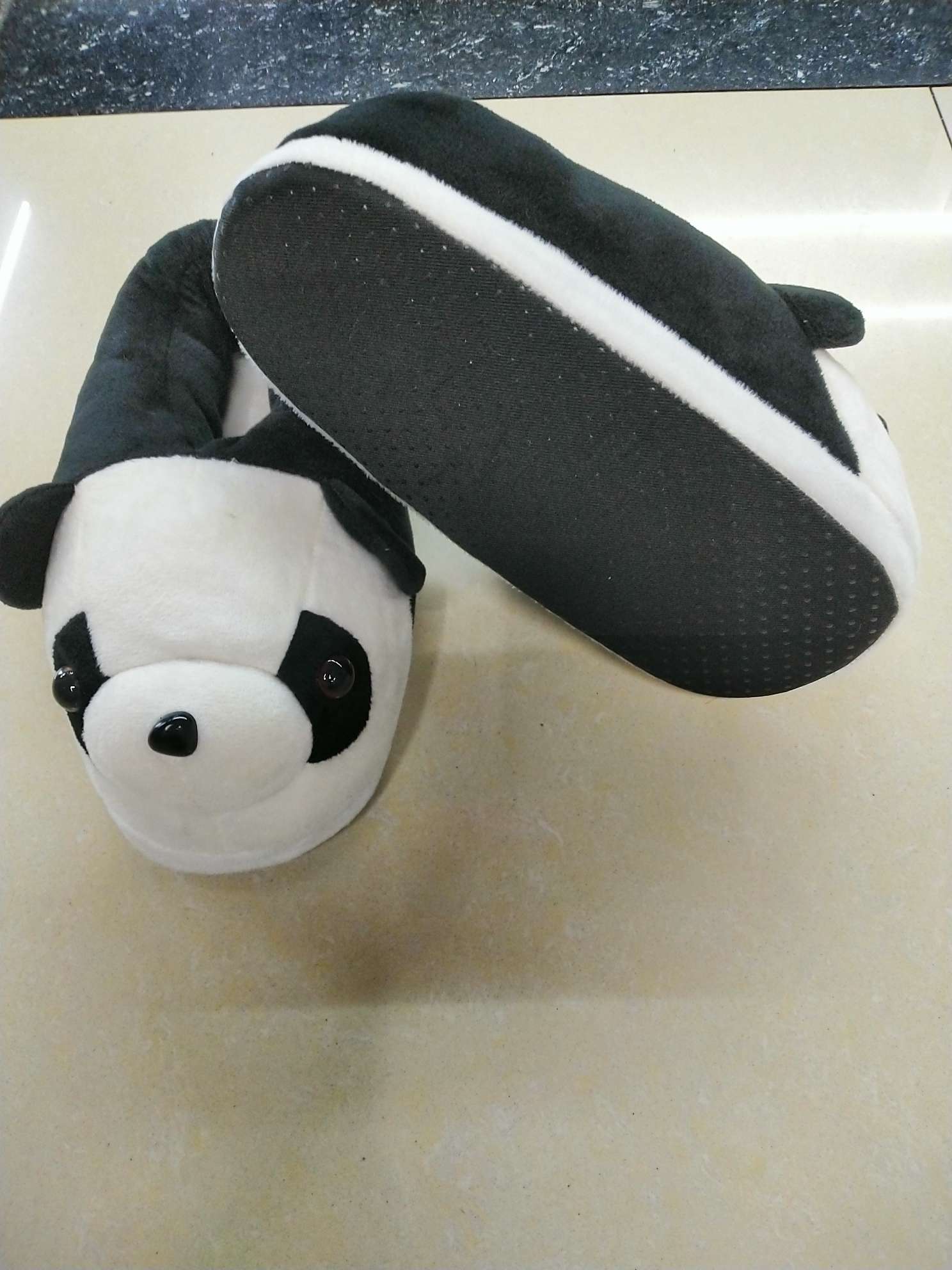 Root Can Open Mouth Cartoon Cute Autumn And Winter Warm Plush Giant Panda Slippers details Picture
