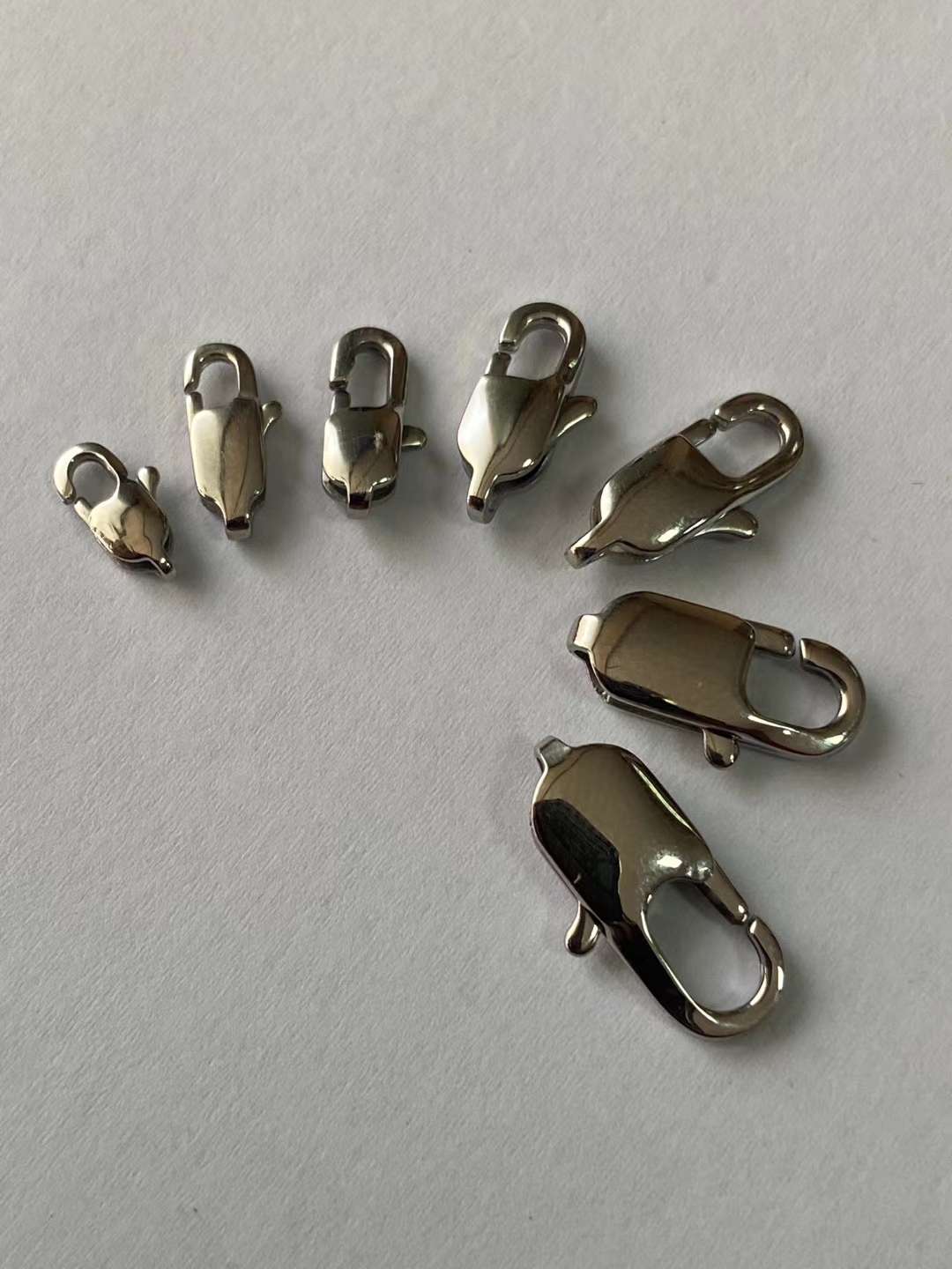 Stainless steel lobster clasp undefined