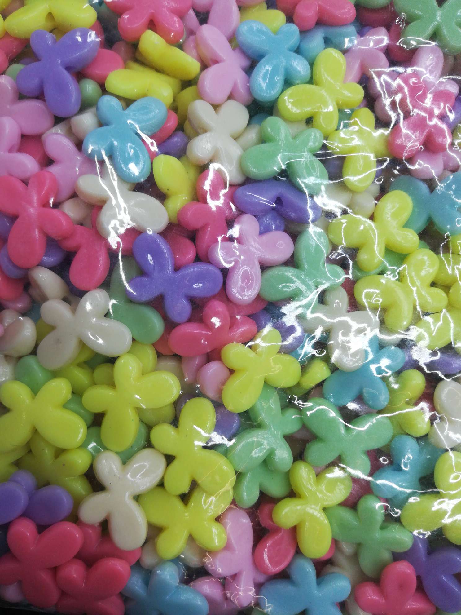 diy phone case and stationery box accessories, featuring a new frosted butterfly-colored butterfly-shaped small bead cream glue drip decorative material details Picture