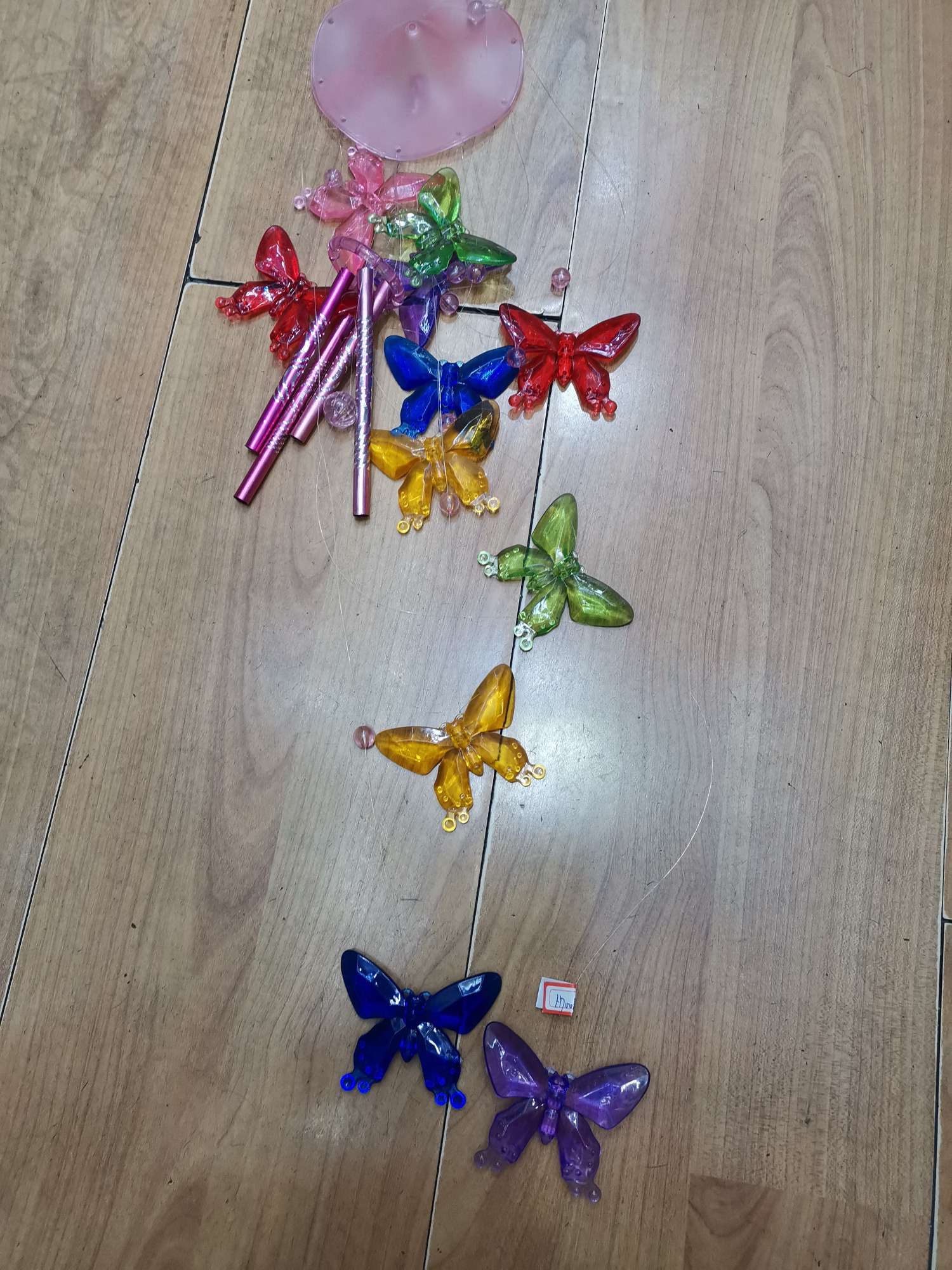 Butterfly diamond-shaped colorful pipe wind chimes factory direct sales 0091 Application Scenario