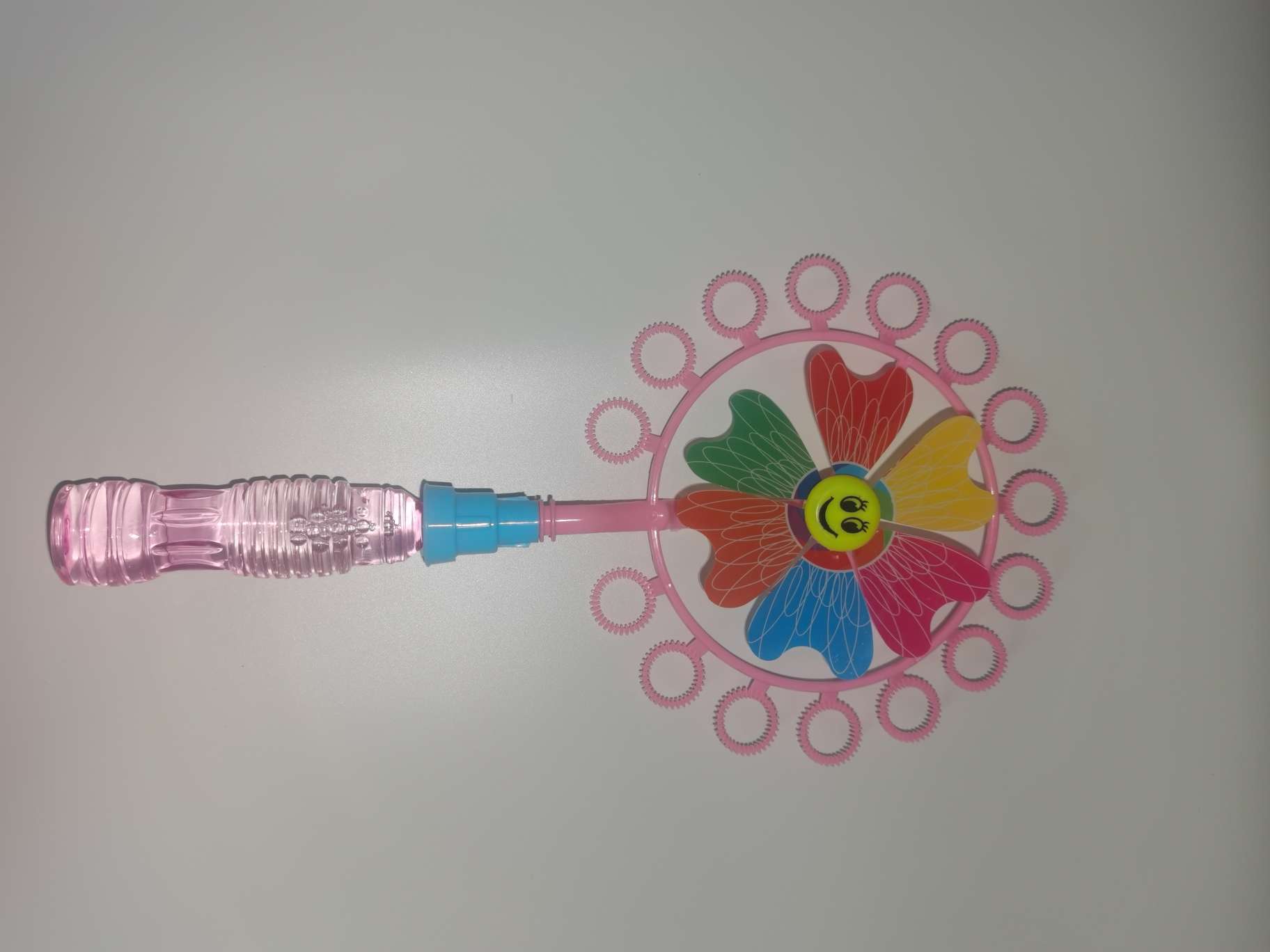 网红泡泡风车白底实物图