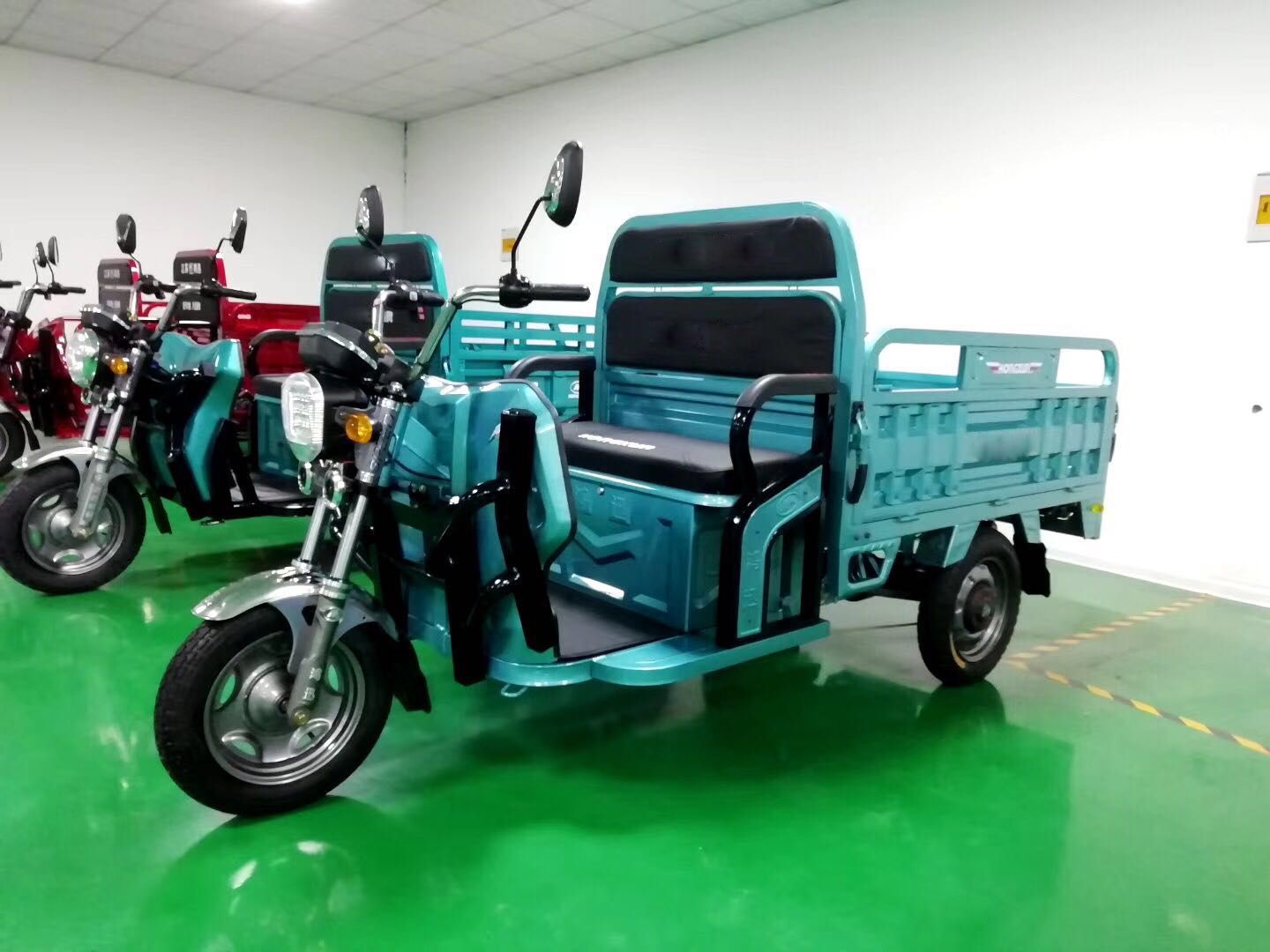 HX-5 tricycle