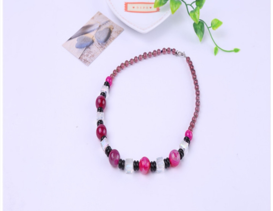 Original crystal natural agate beads, popular collarbone chain crystal necklace in Europe and America Application Scenario