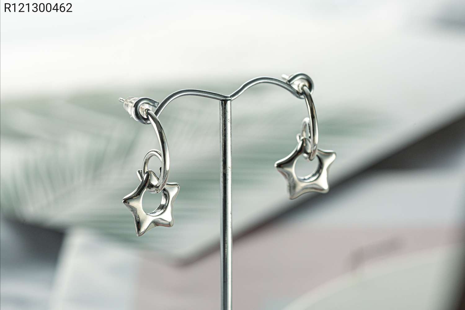 South Korea Dongdaemun S925 sterling silver Heavy industry star men and women temperament individual earrings jewelry silver tilts silver ornaments thumbnail