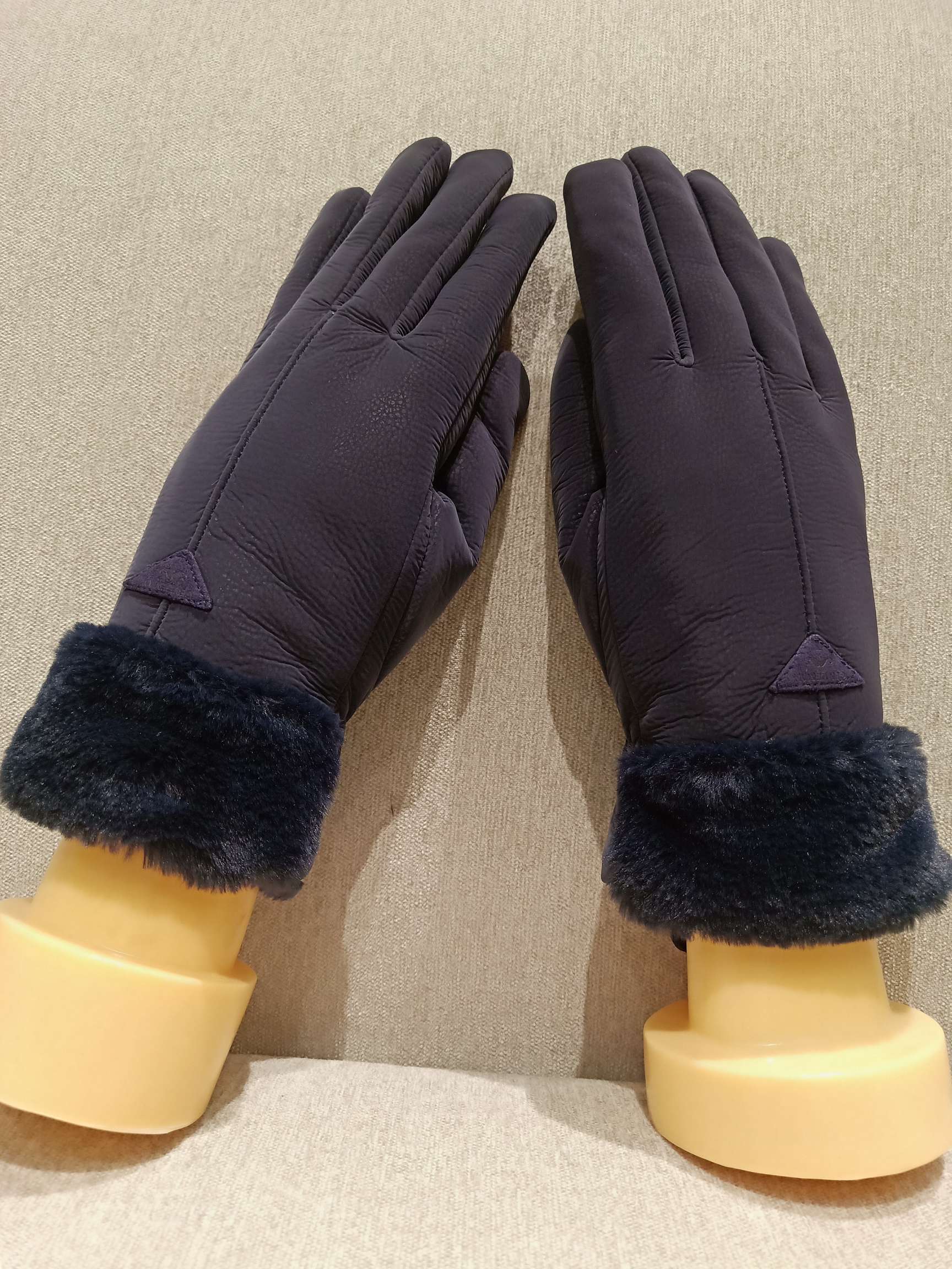 Skin Gloves 1 Specification drawing