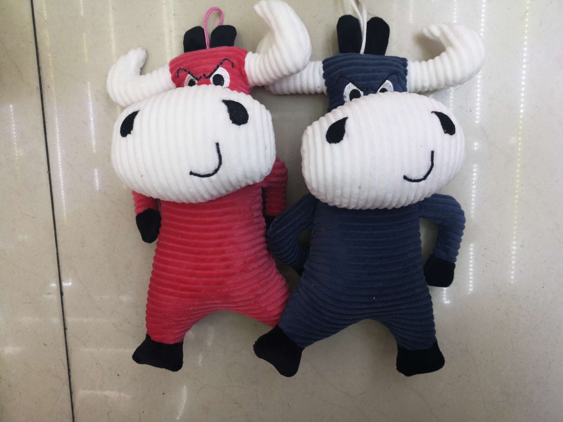 Wholesale of plush toys, plush figurines and plush toys