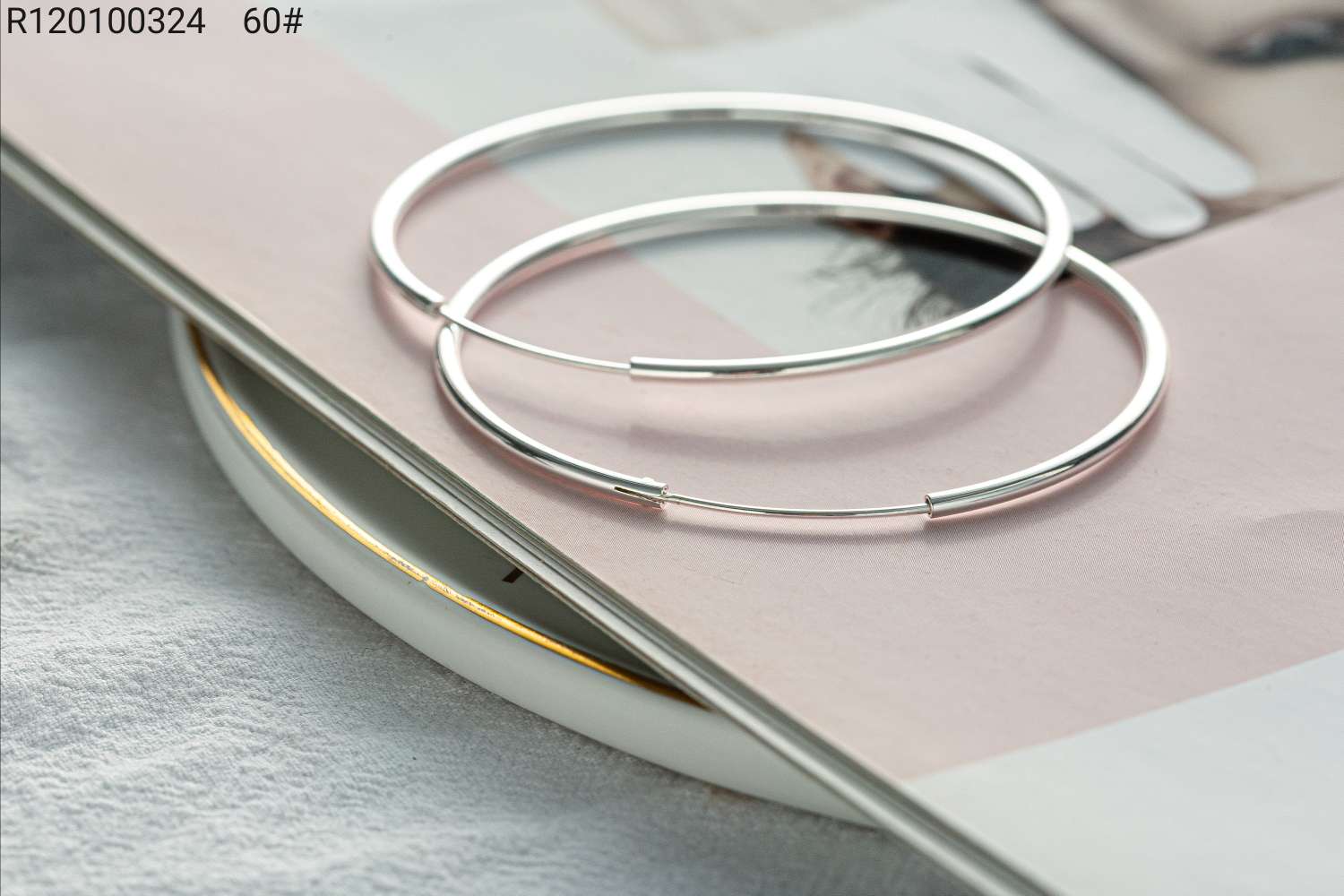 New sweet web celebrity fashion temperament personality exaggerated han fenger circle 60# silver base silver ornaments thumbnail