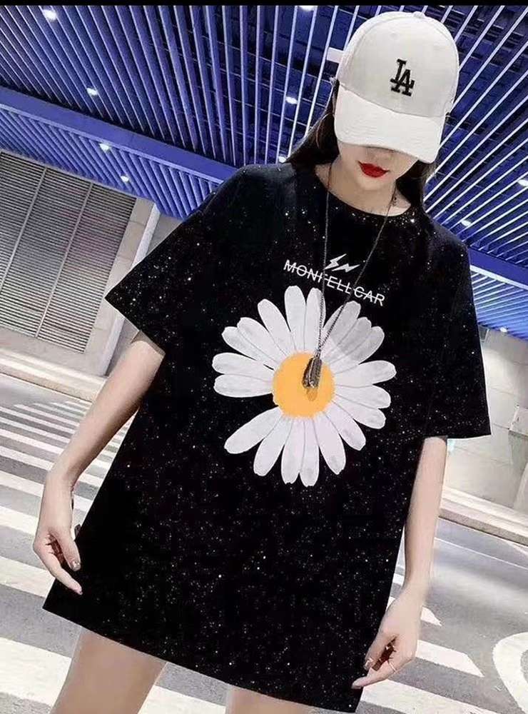 Women's fashion T-shirt