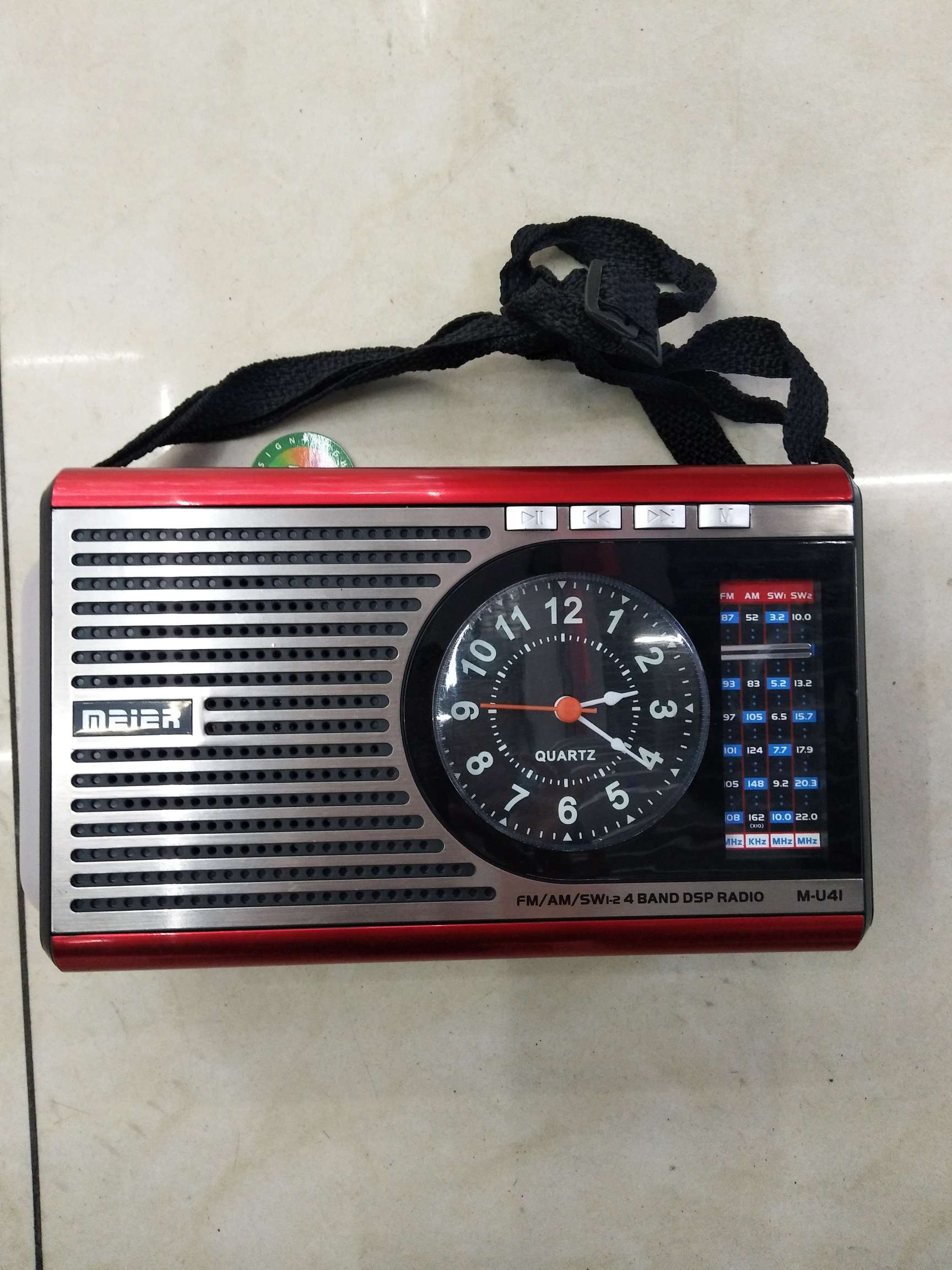 M-u41 radio with clock charging card