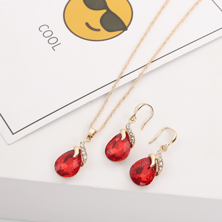 European and American luxury raindrop crystal jewel set zircon earrings necklace jewelry set wedding dinner accessories women