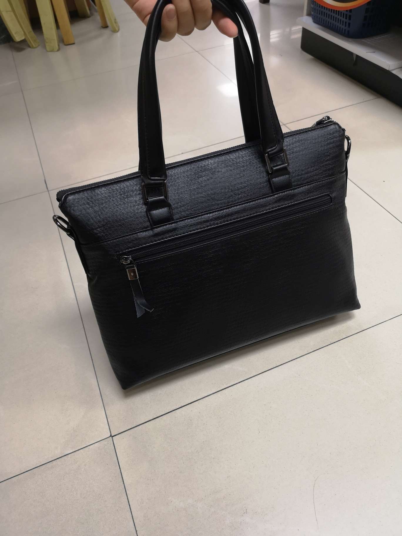 Men's Briefcase Application Scenario