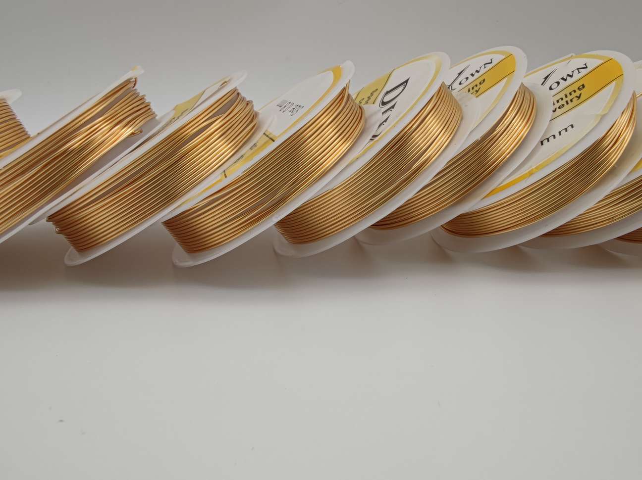 0.8保色铜线kc金新娘头饰保色铜丝线DIY手工制作头饰发簪材料缠花绕引线首饰美甲定型铜线戒指手镯编织等等白底实物图