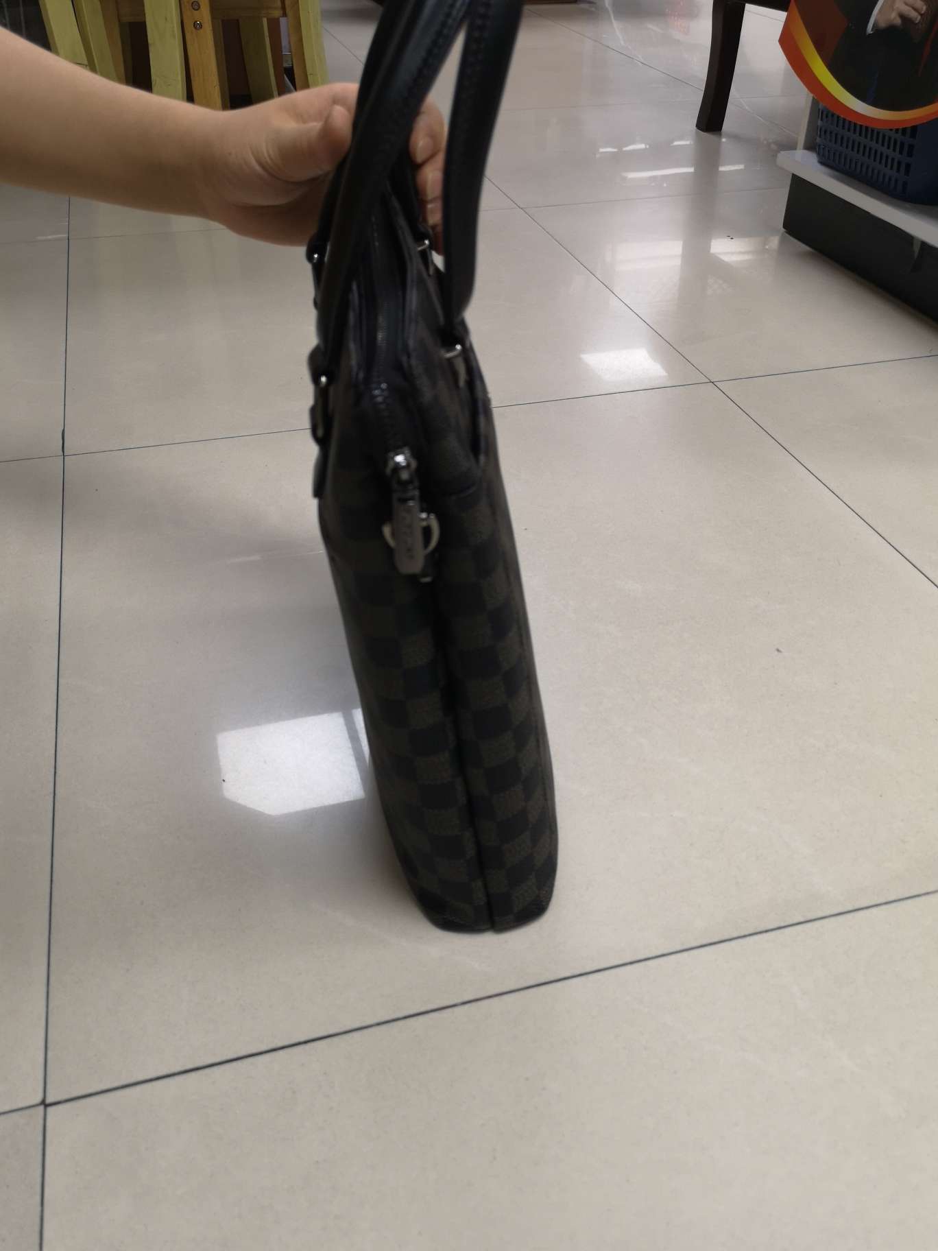 Silicone Scratch Resistant Briefcase For Men details Picture