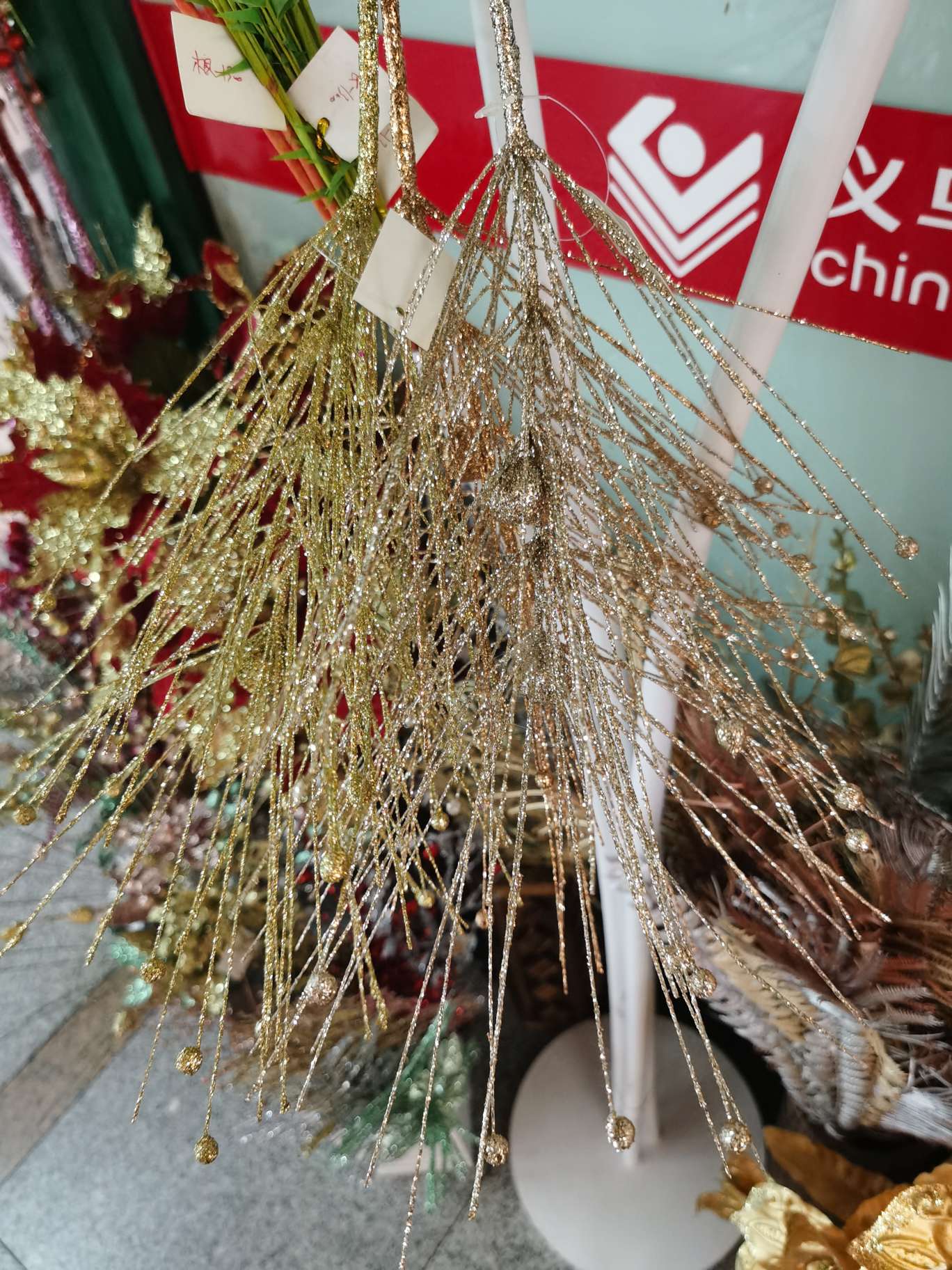 Golden thread