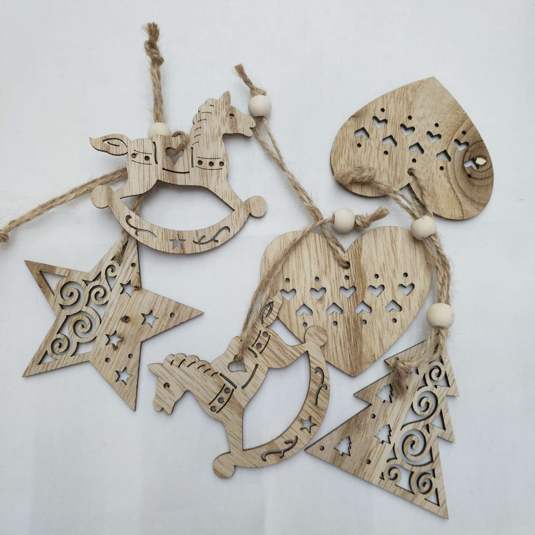 圣诞挂件木片镂空切割原木色 片镂空切割原木色