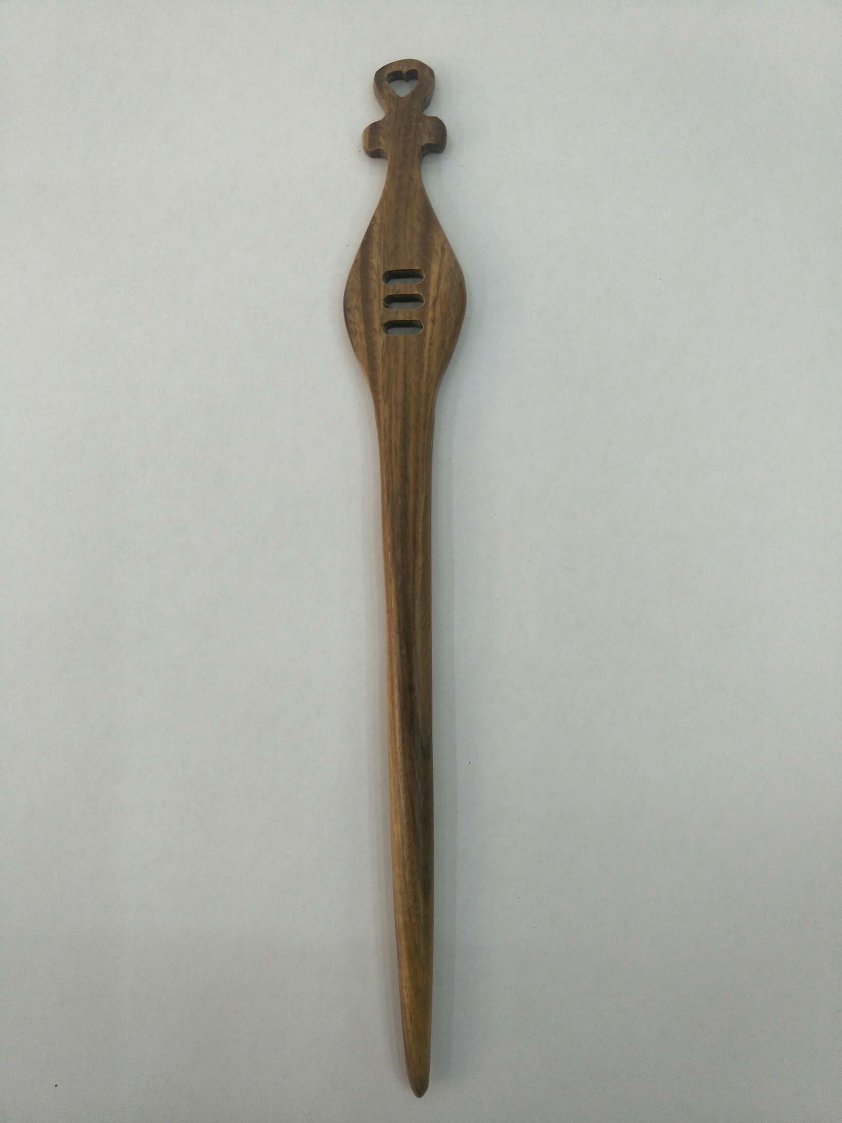 Retro ethnic wind sandalwood pan hair classic hairpin Hanfu green sandalwood pipa thumbnail