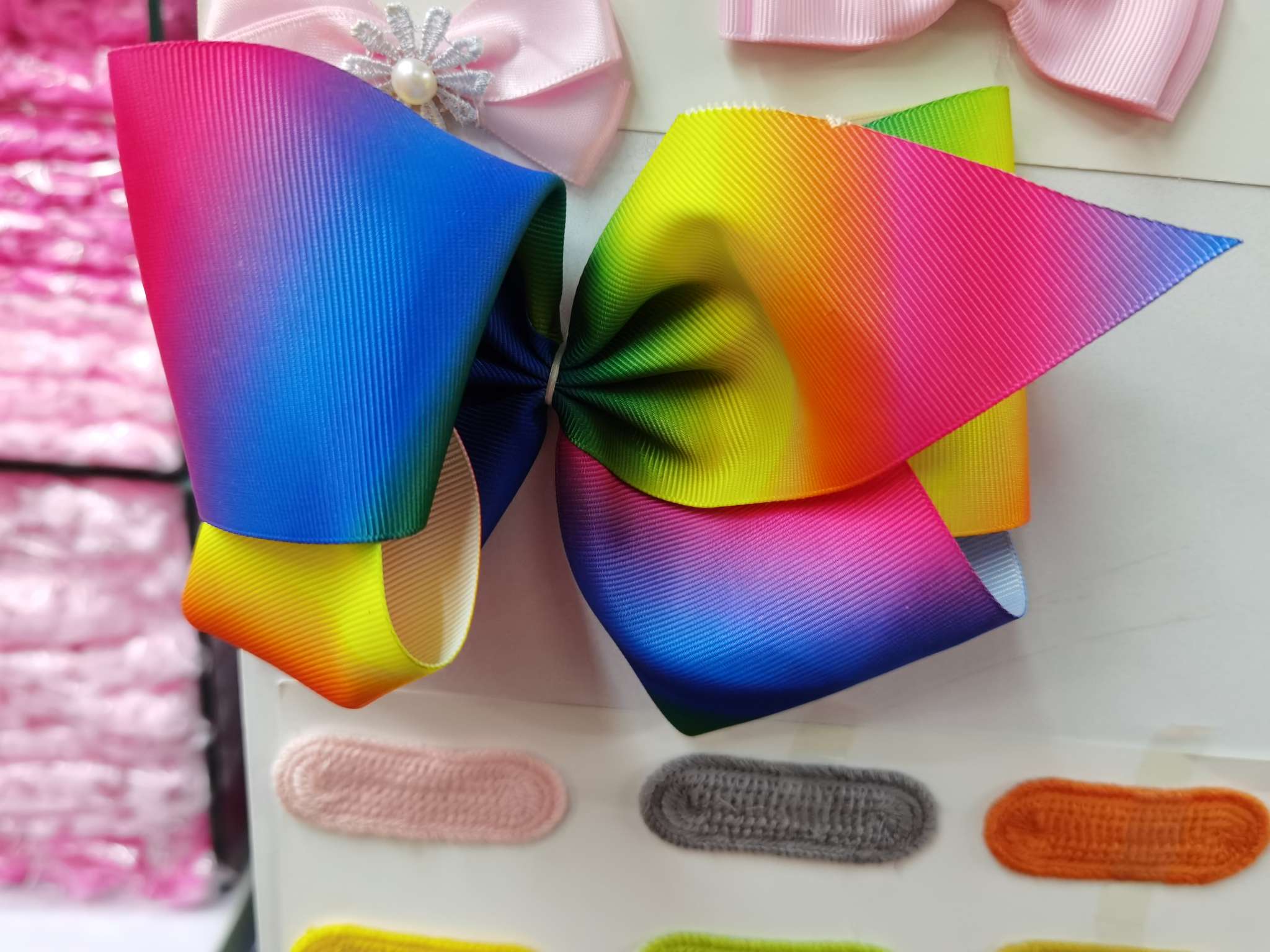 Colorful bows