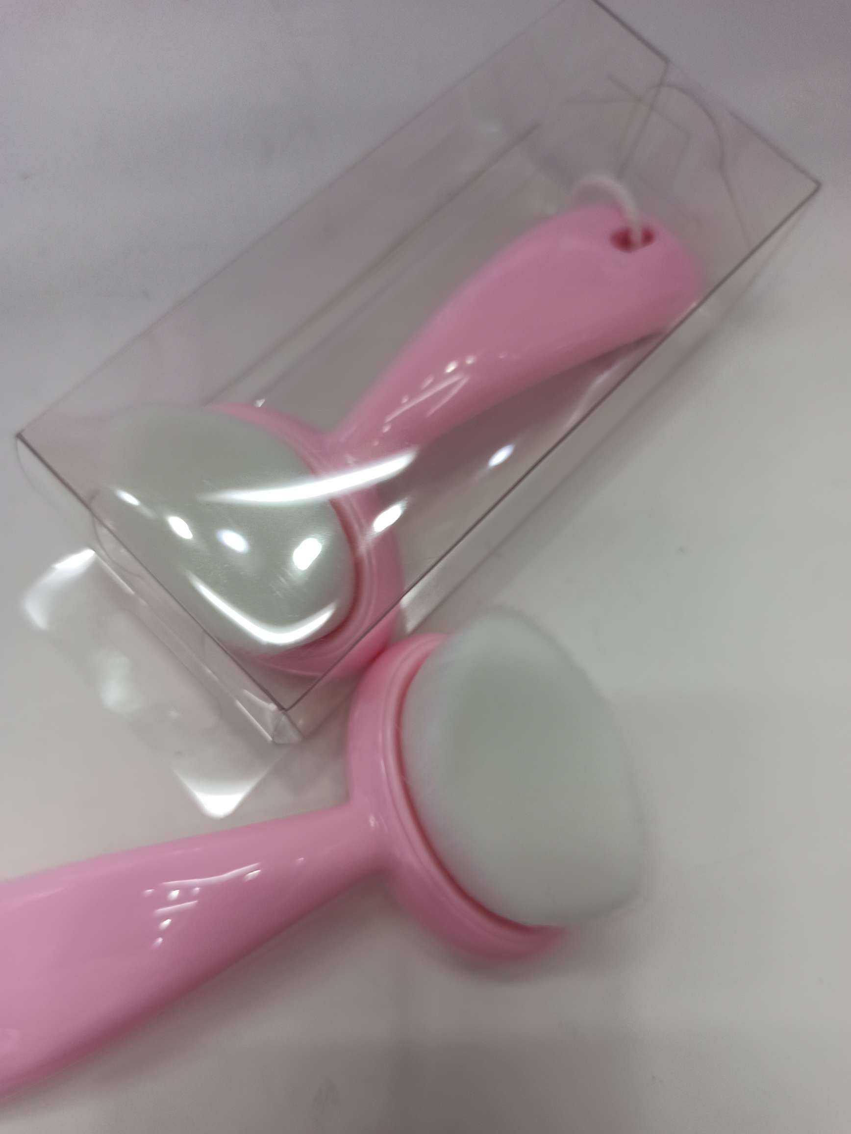 如意柄手动洗脸刷产品图