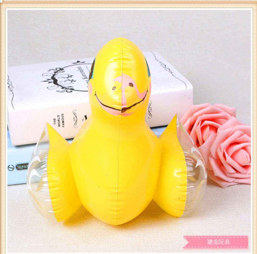 Inflatable little duck Specification image