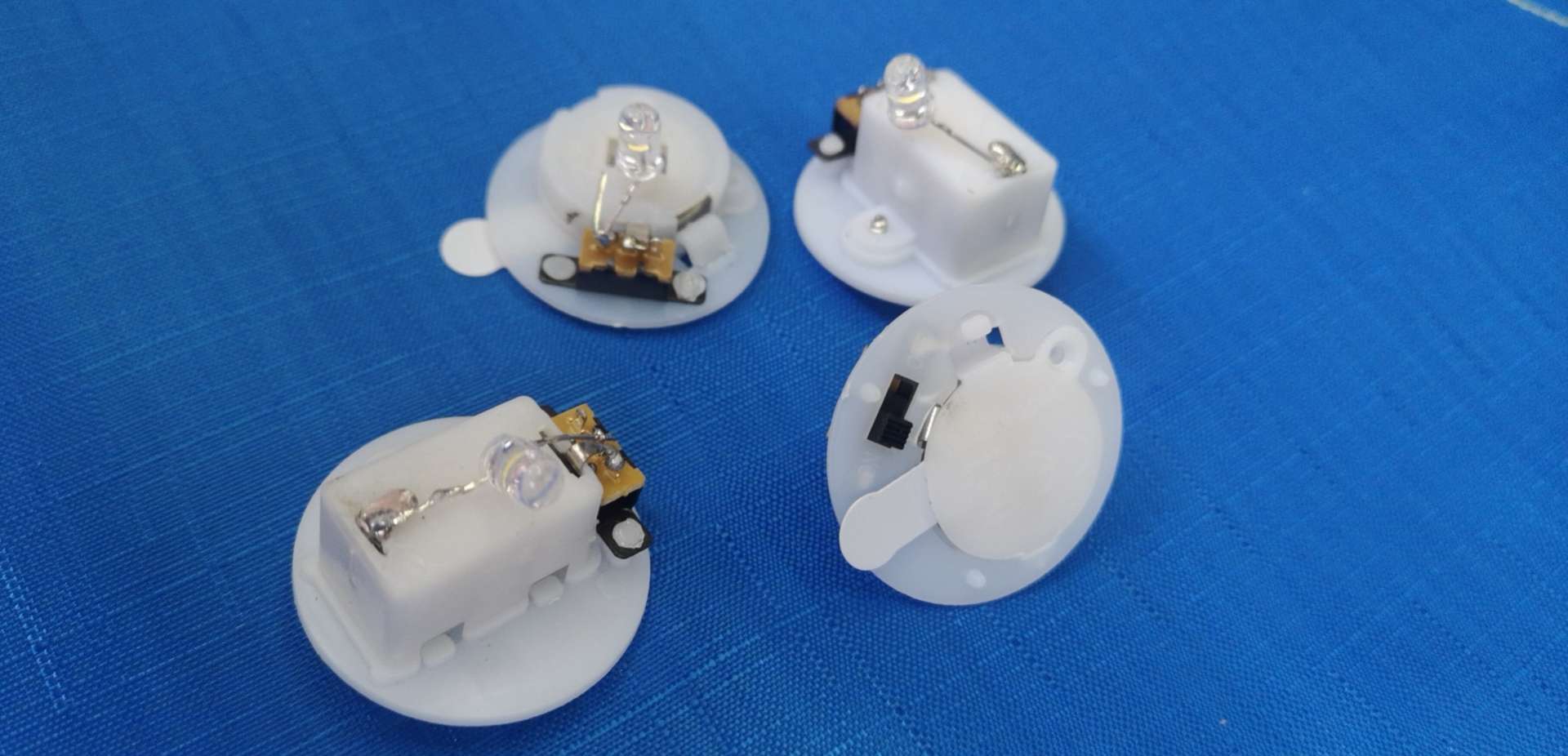 发光电子配件玩具发光电子发光底座细节图