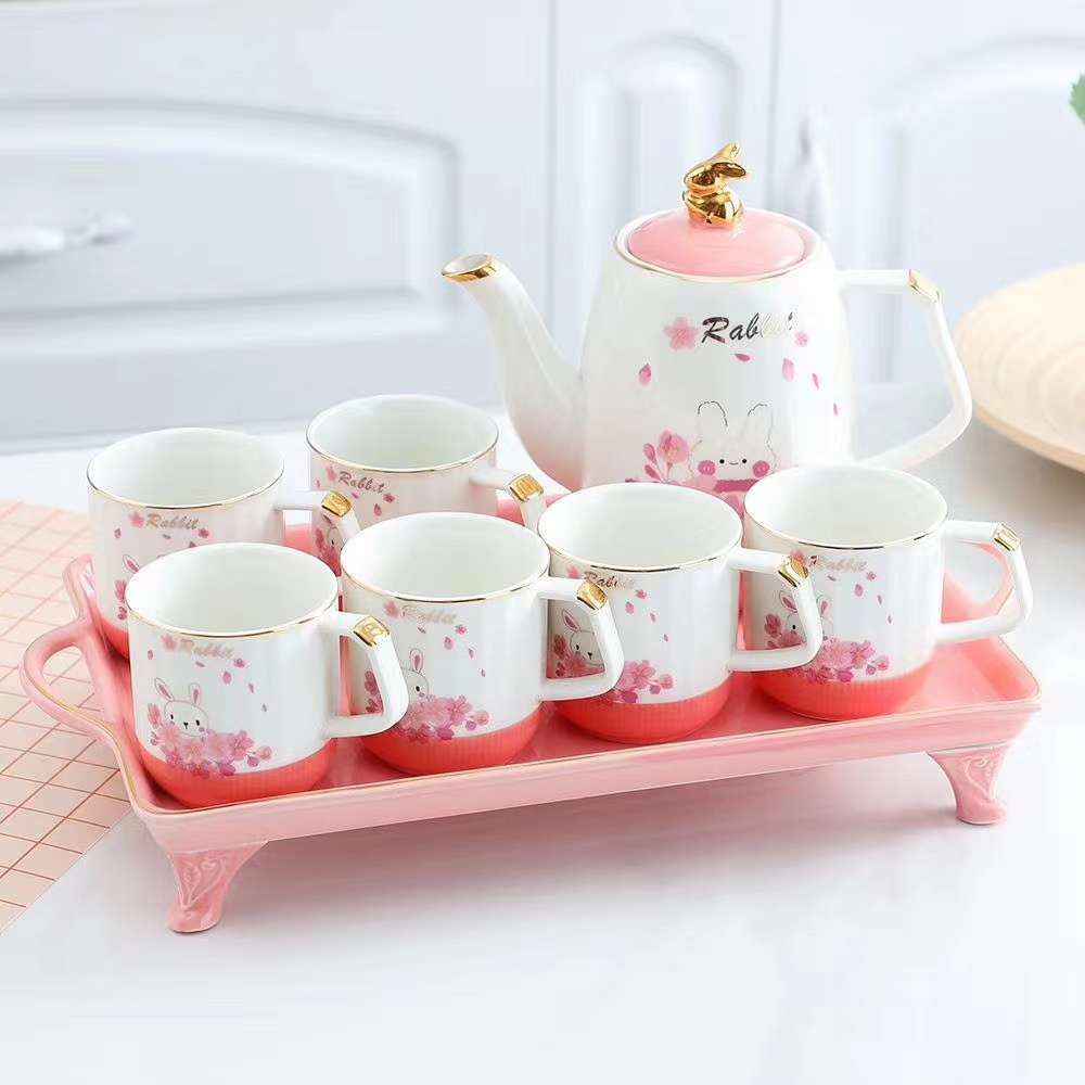 Cup 38 details Picture