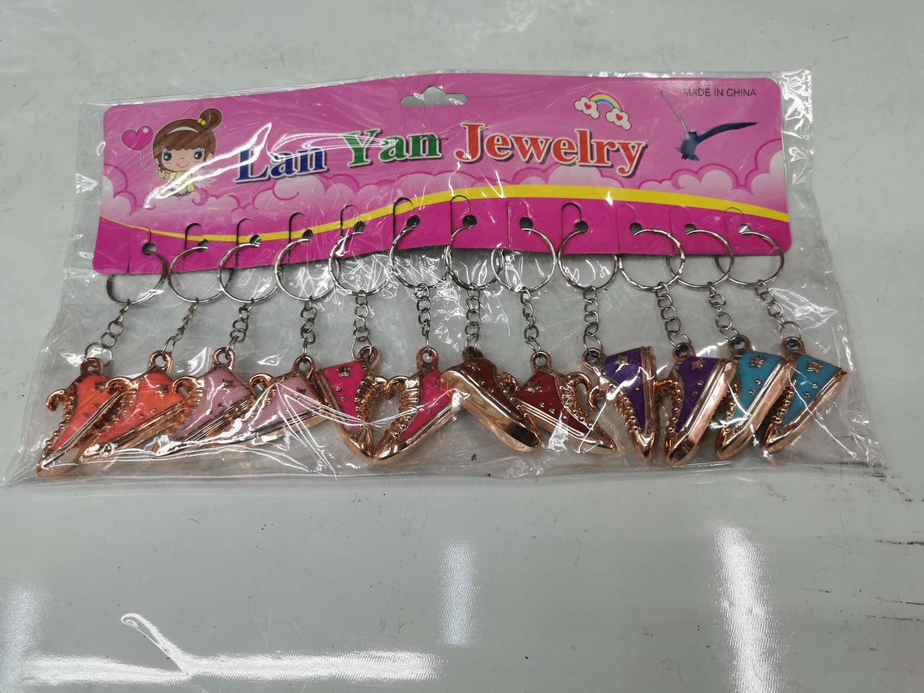 Football shoe keychain color comes in six colors