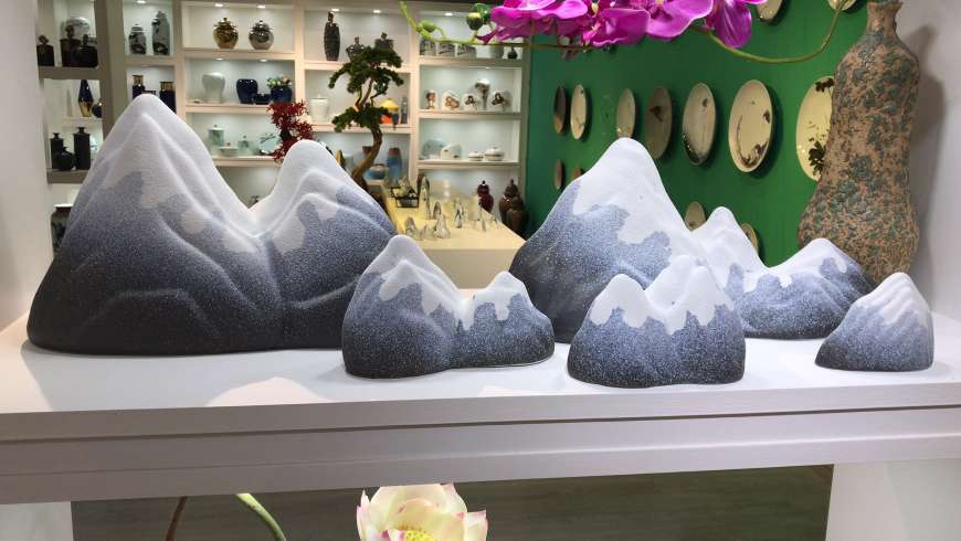 Chinese auspicious landscape ceramic creative decorations thumbnail
