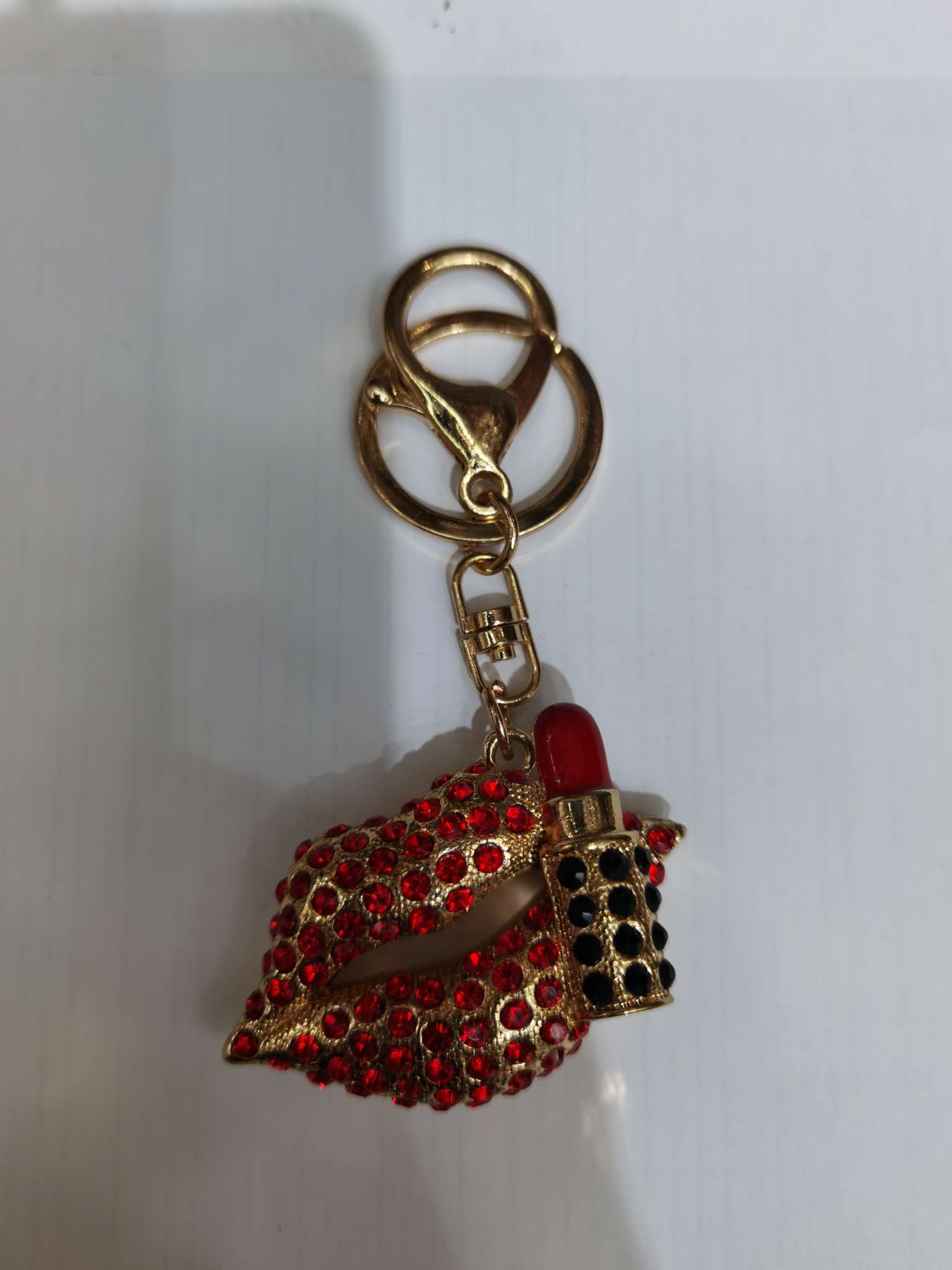 Middle Eastern camel diamond-encrussed keychains, Alapai ethnic festival gifts, gilded rhinestone bags, pendants with sparkling diamonds, trendy keychain accessories, car key cases, car key cases, car key bags, trendy keychain accessories