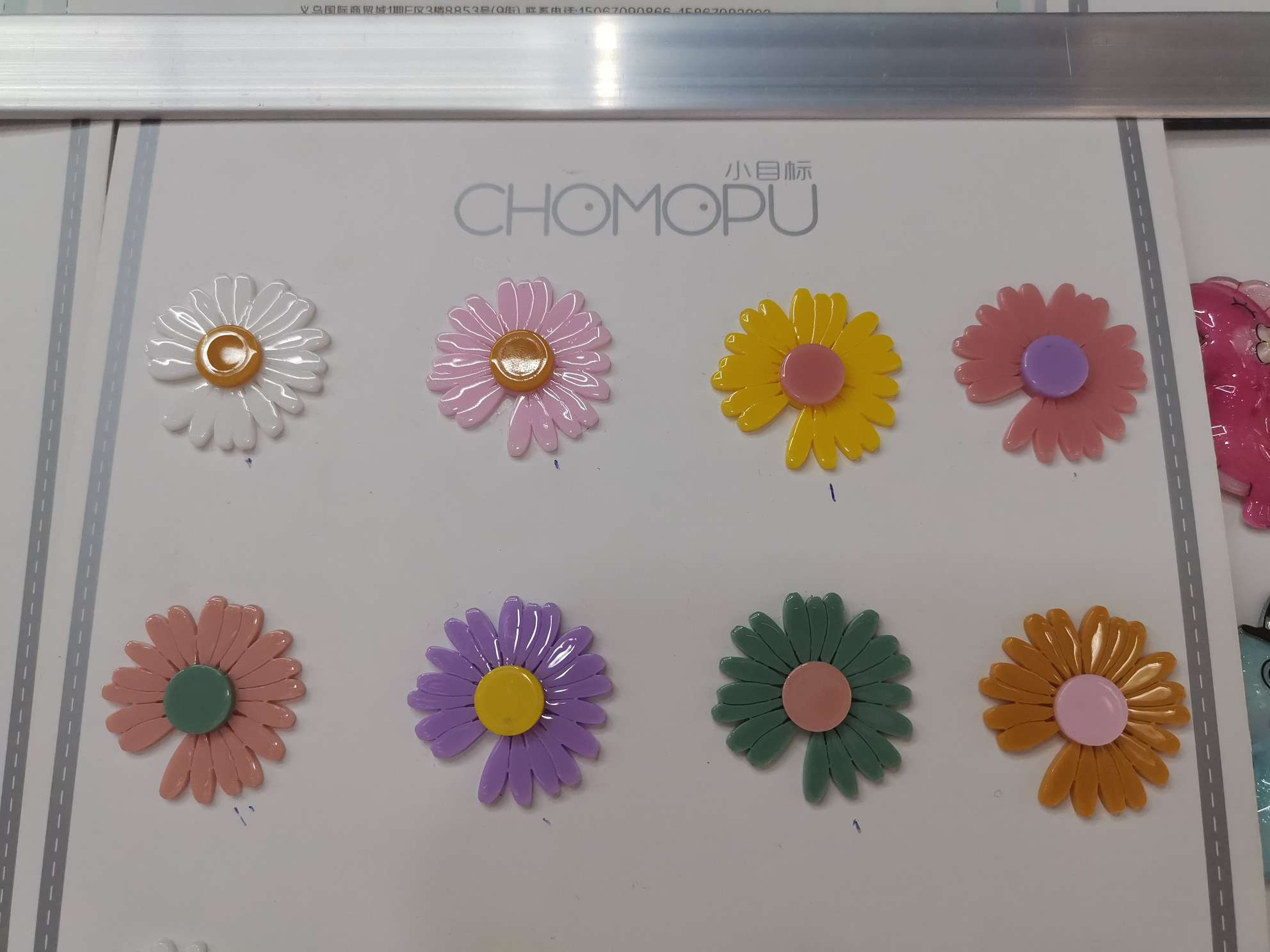 The popular acrylic jewelry accessory - sunflower