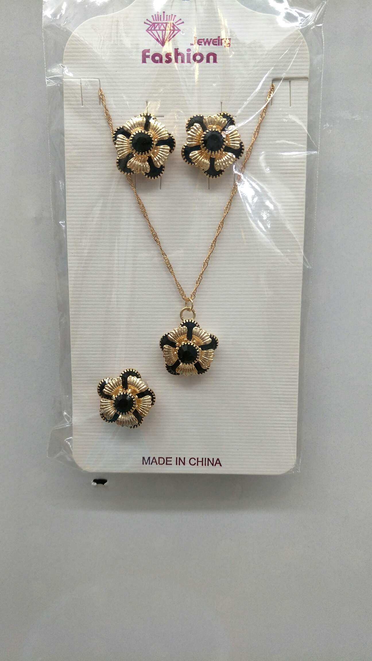 Lover sleeve chain