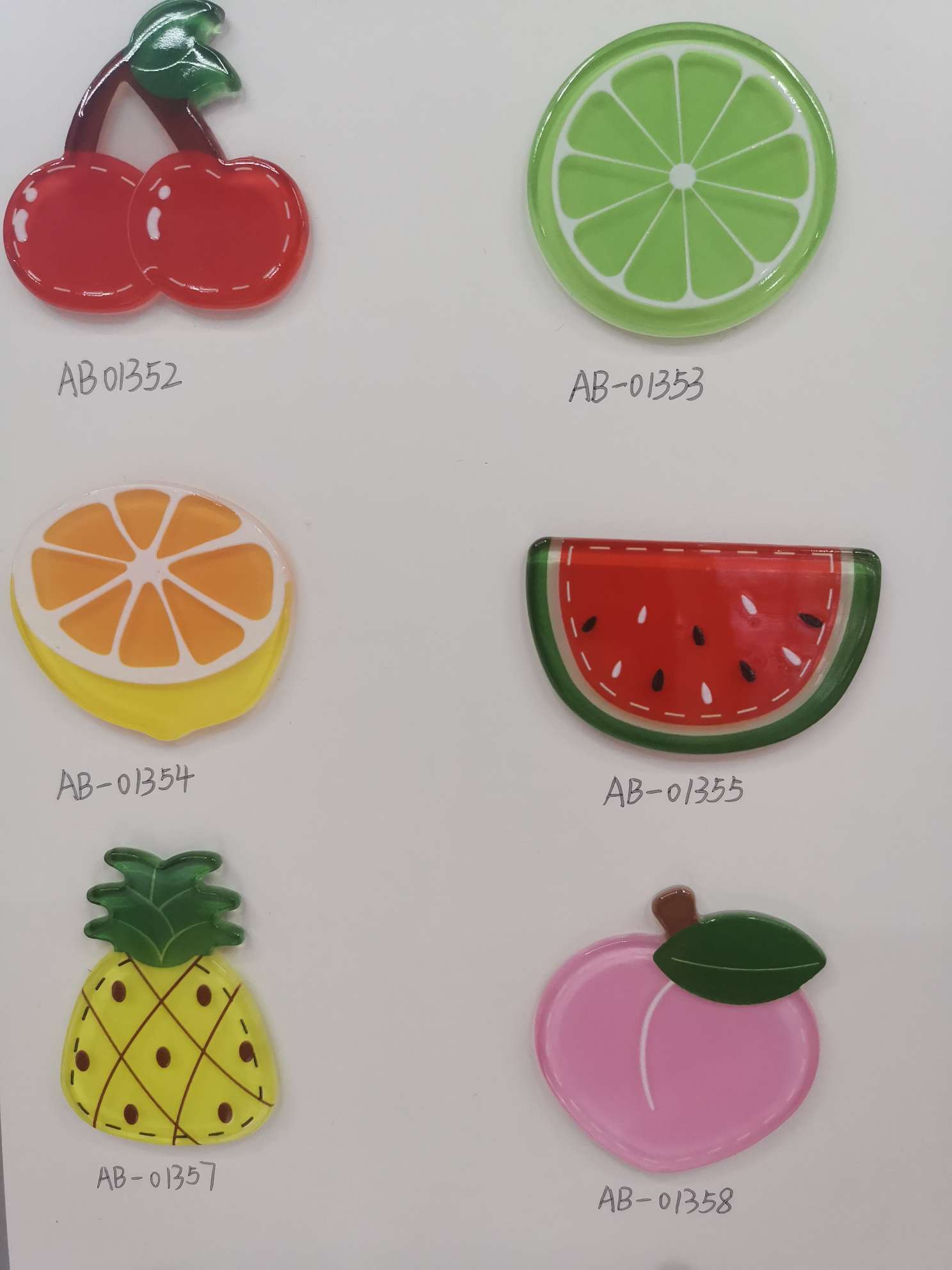 A popular acrylic jewelry accessory on the Internet, featuring a large transparent fruit details Picture