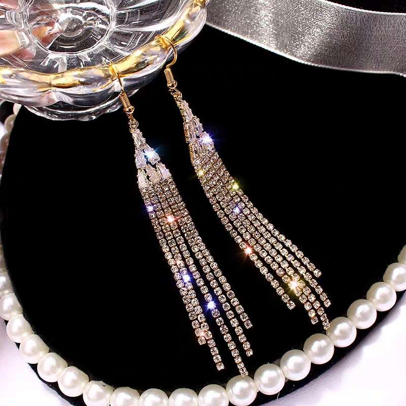 厂家直销2020新款925银锆石针耳饰快手抖音直播货源韩版流行饰品大气百搭显瘦脸时尚欧美风地摊小饰品批发耳环细节图