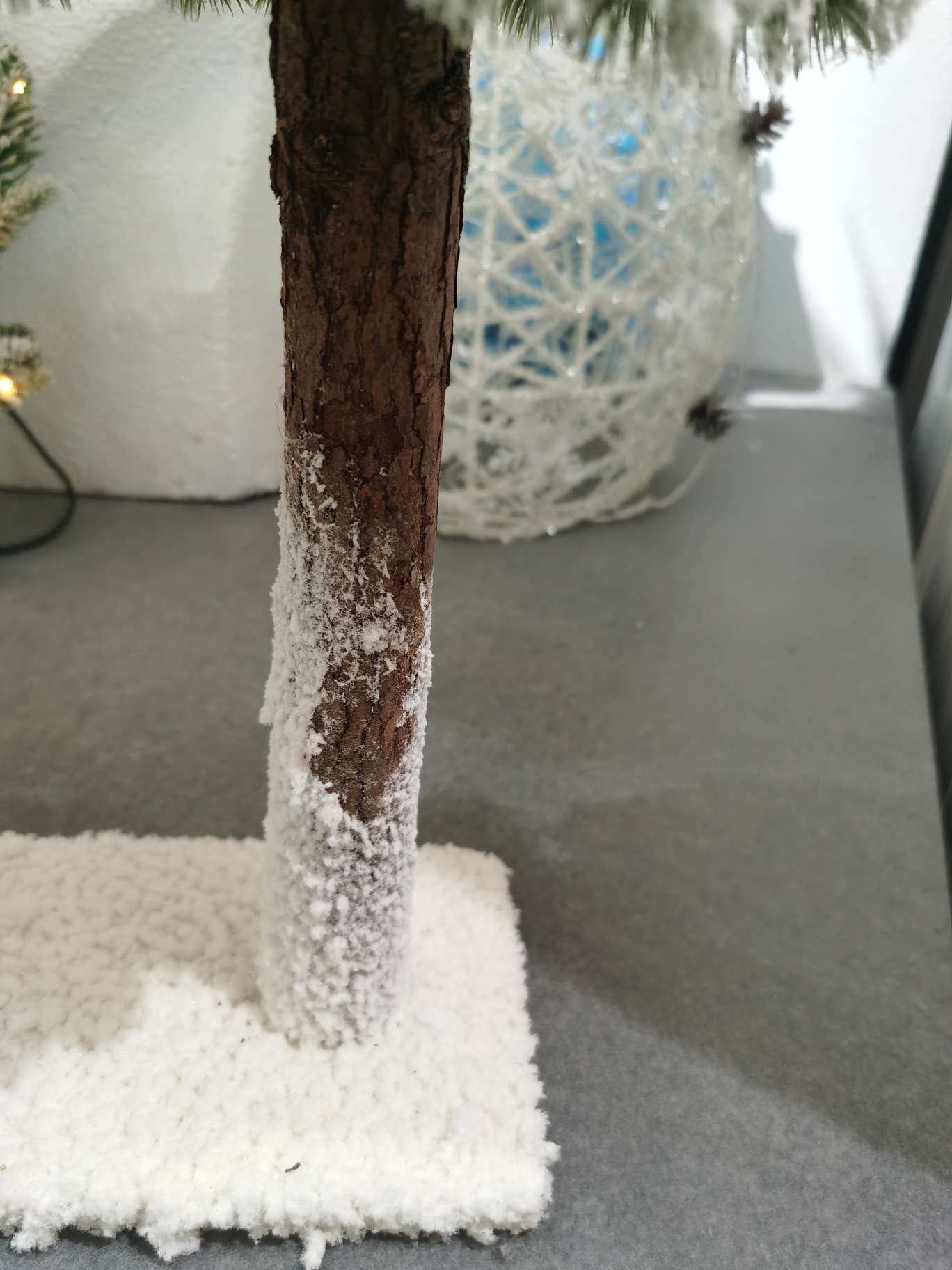 50 cm. 2020 New Christmas Tree details Picture
