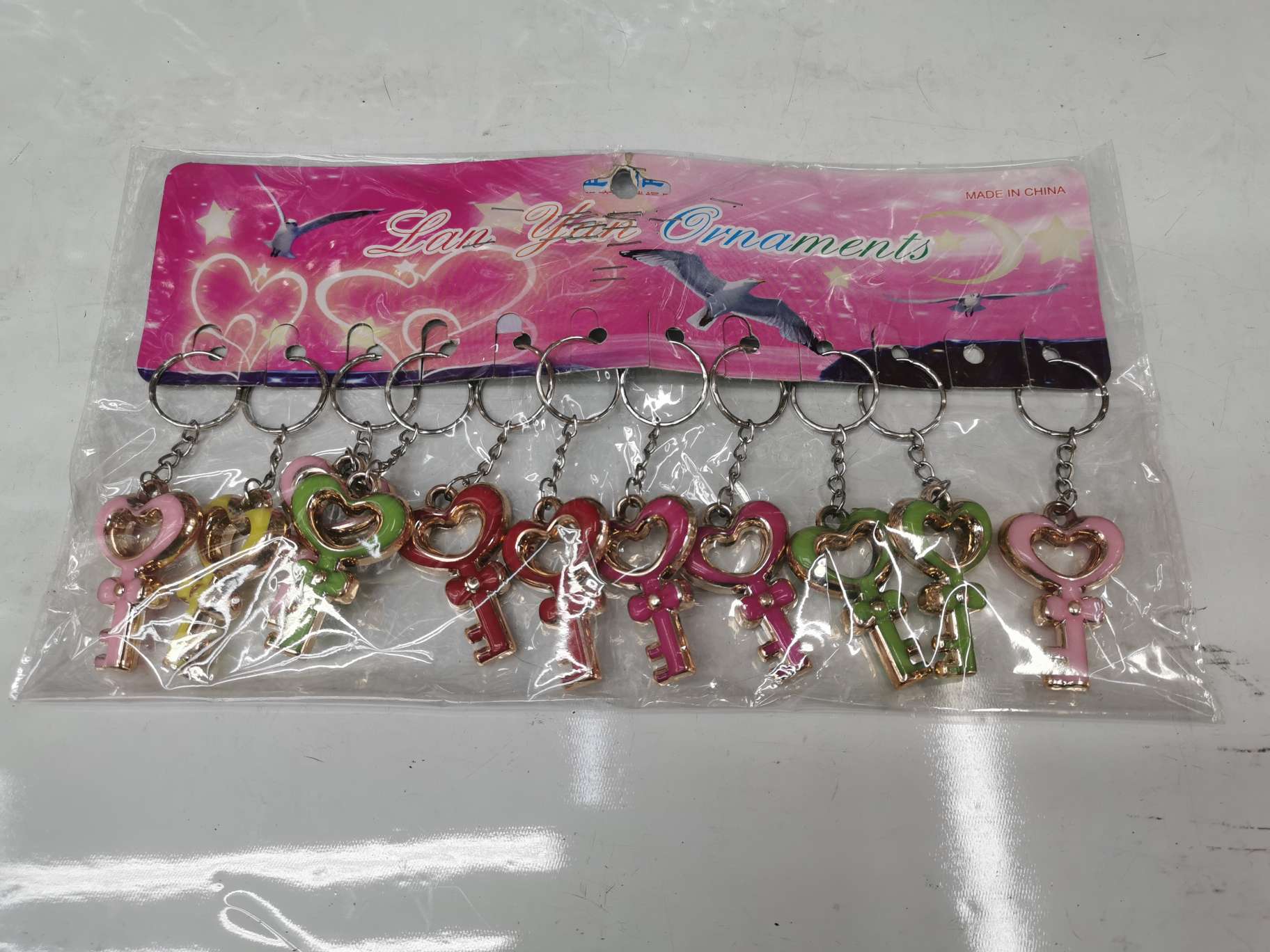 Electroplated keychain color comes in six colors thumbnail