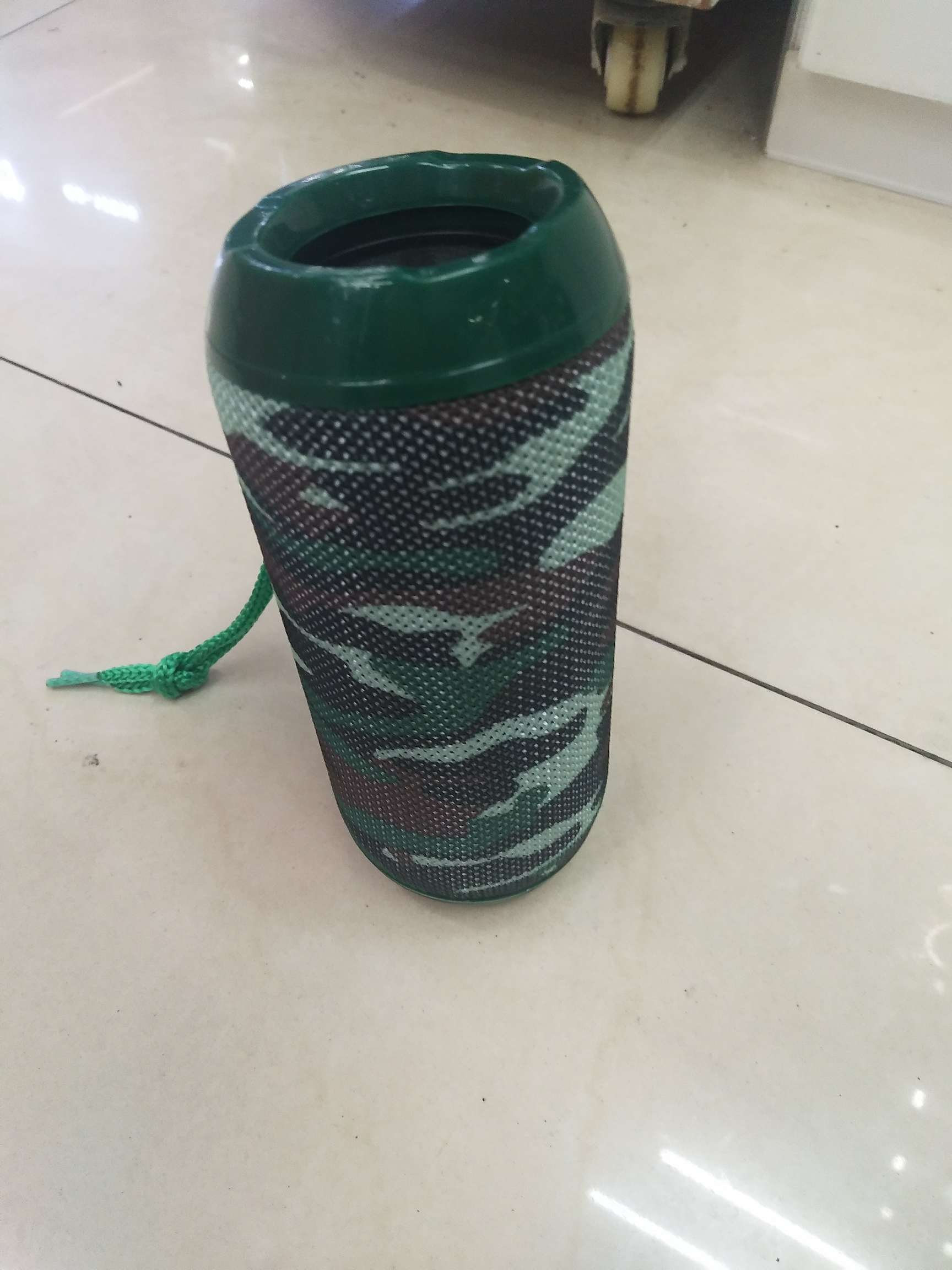 R-117BT with Bluetooth speaker