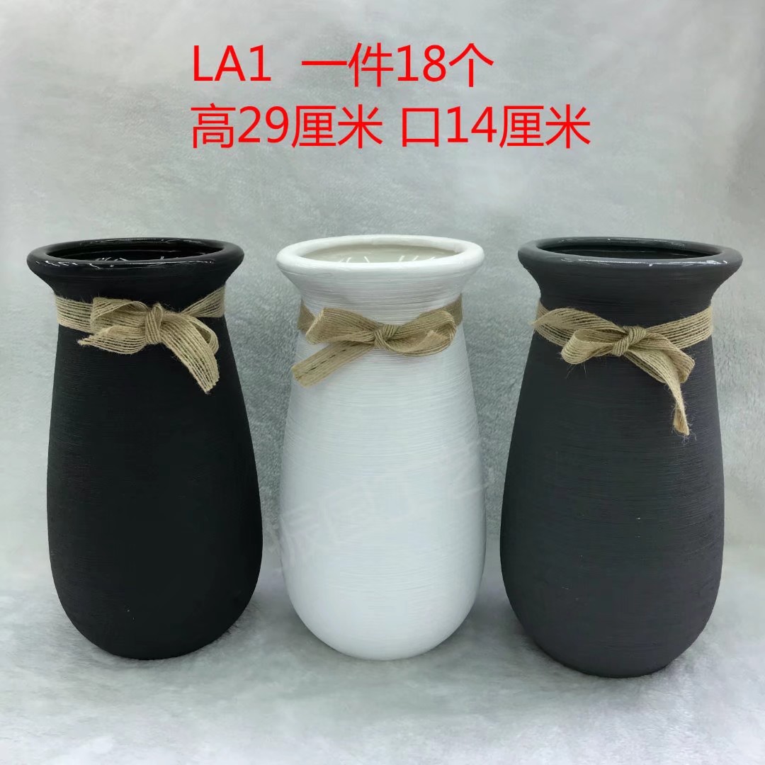 Medium temperature ceramic vase with large size brushed vase thumbnail