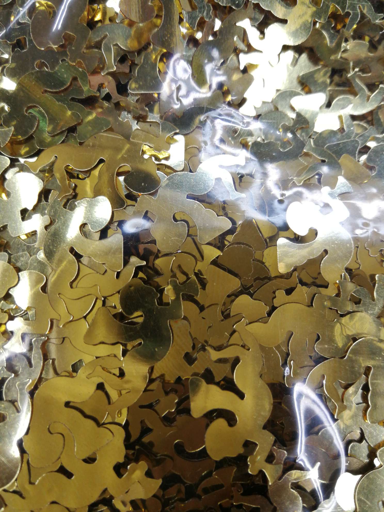 Trumpet Angel Sequin eco-friendly high-temperature sequin, high-temperature eco-friendly sequin, can be hand-sewn, Jincan Decoration with 105