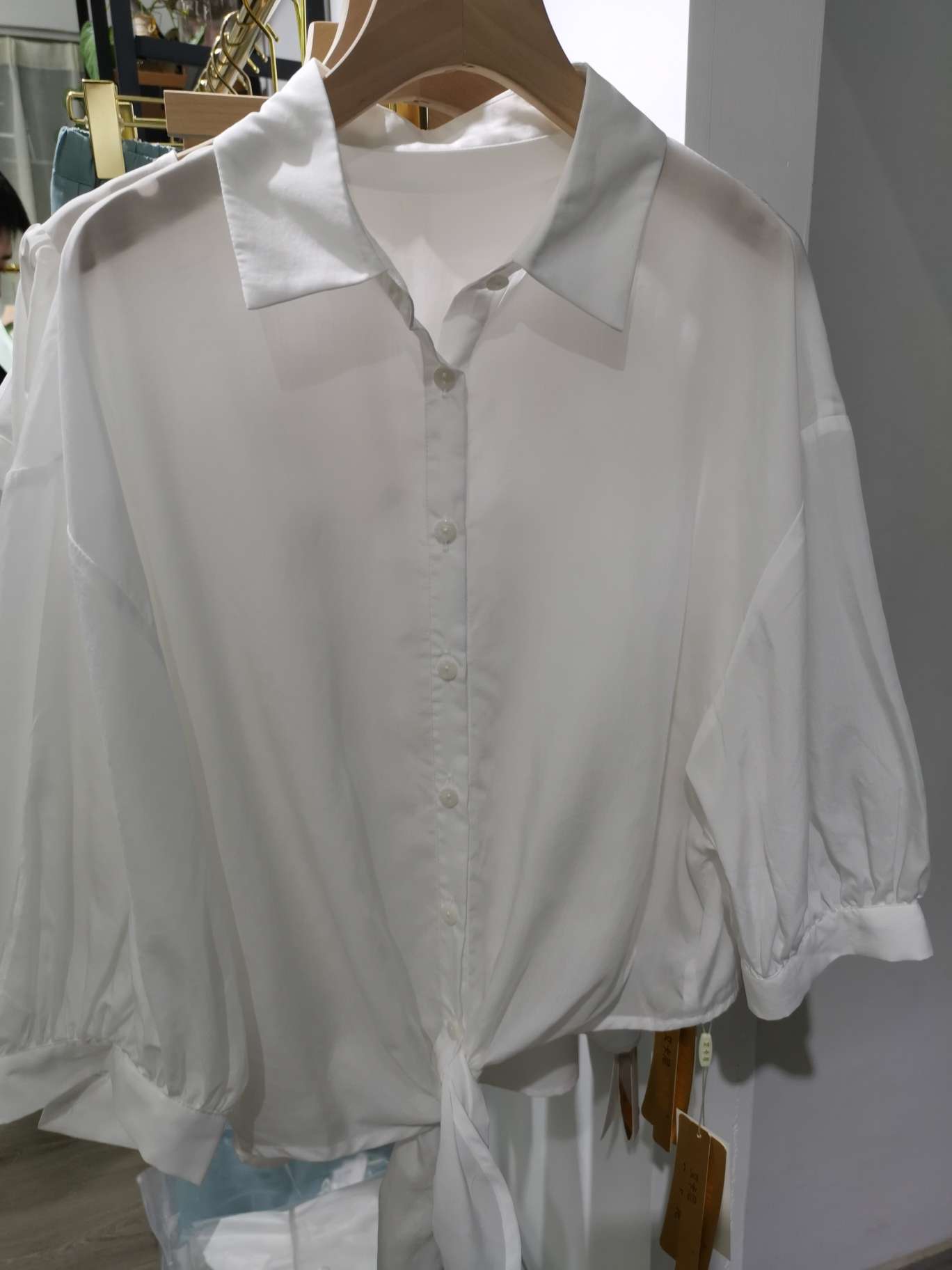 服装/女装/上衣产品图