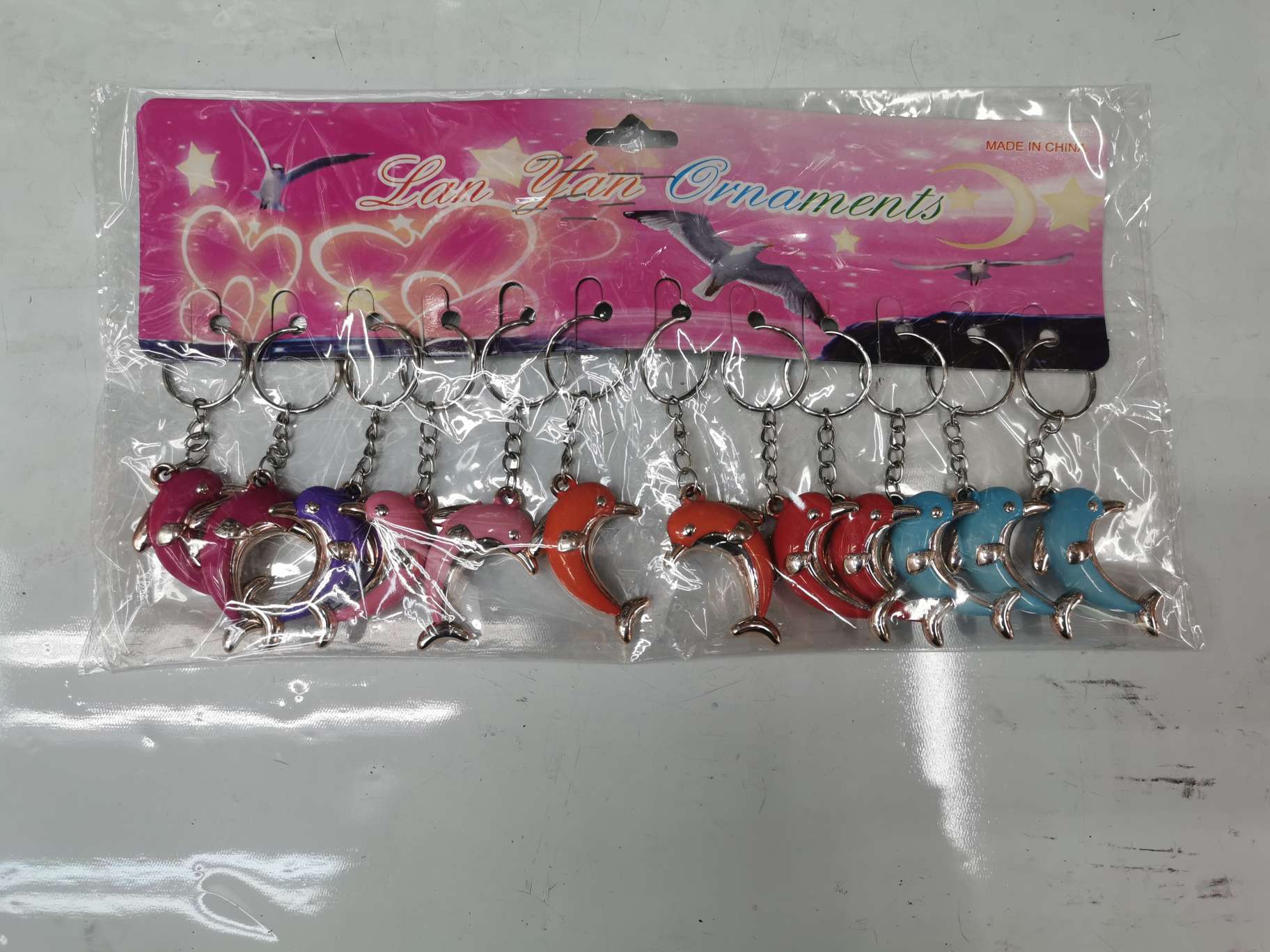 Electroplated keychain Dolphin color comes in six colors thumbnail