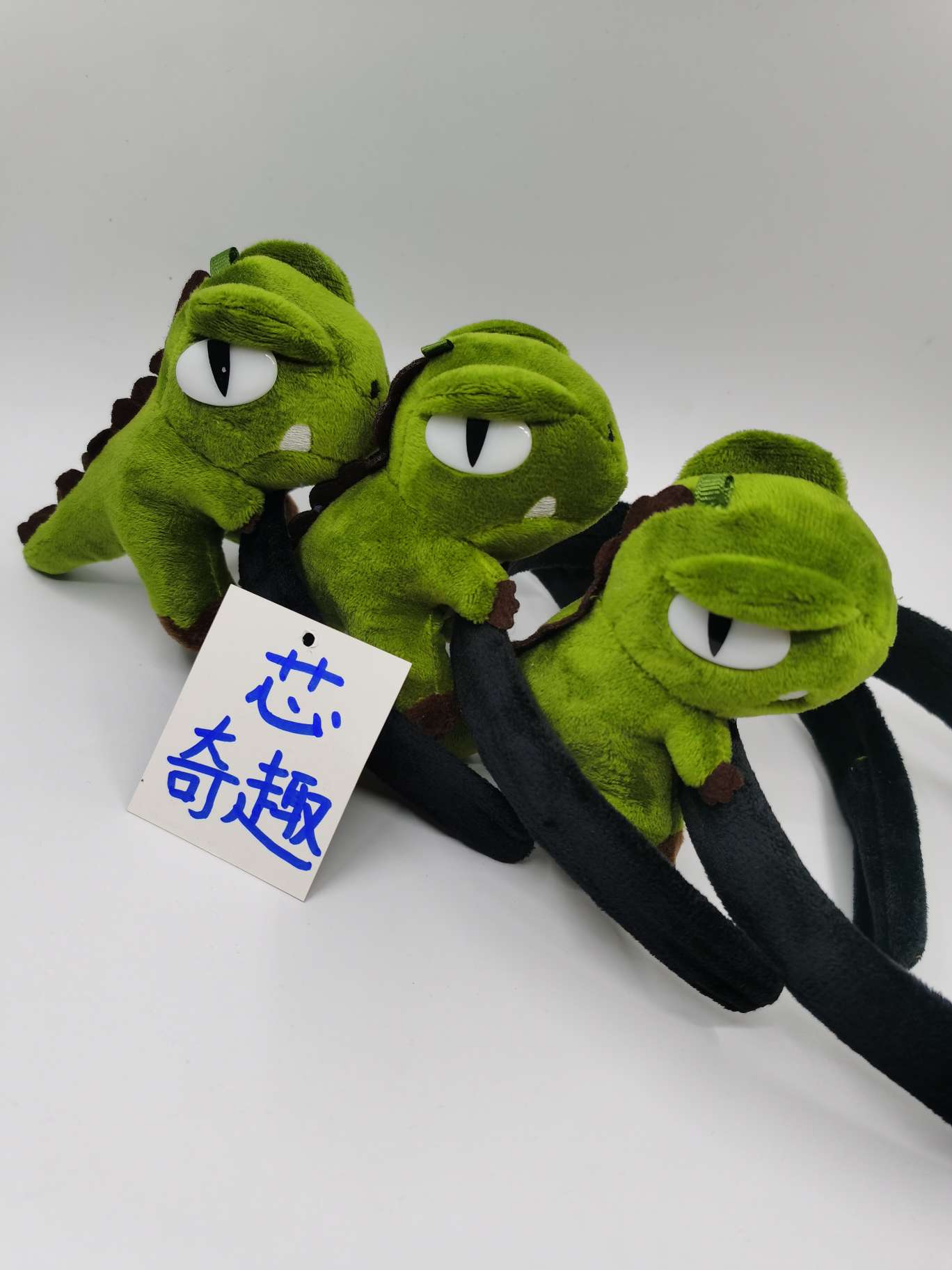 Cute plush toy chair headband, funny female dinosaur headwear, face-washing and hair-pressing hairpin, Shirley rose-style hair accessory undefined