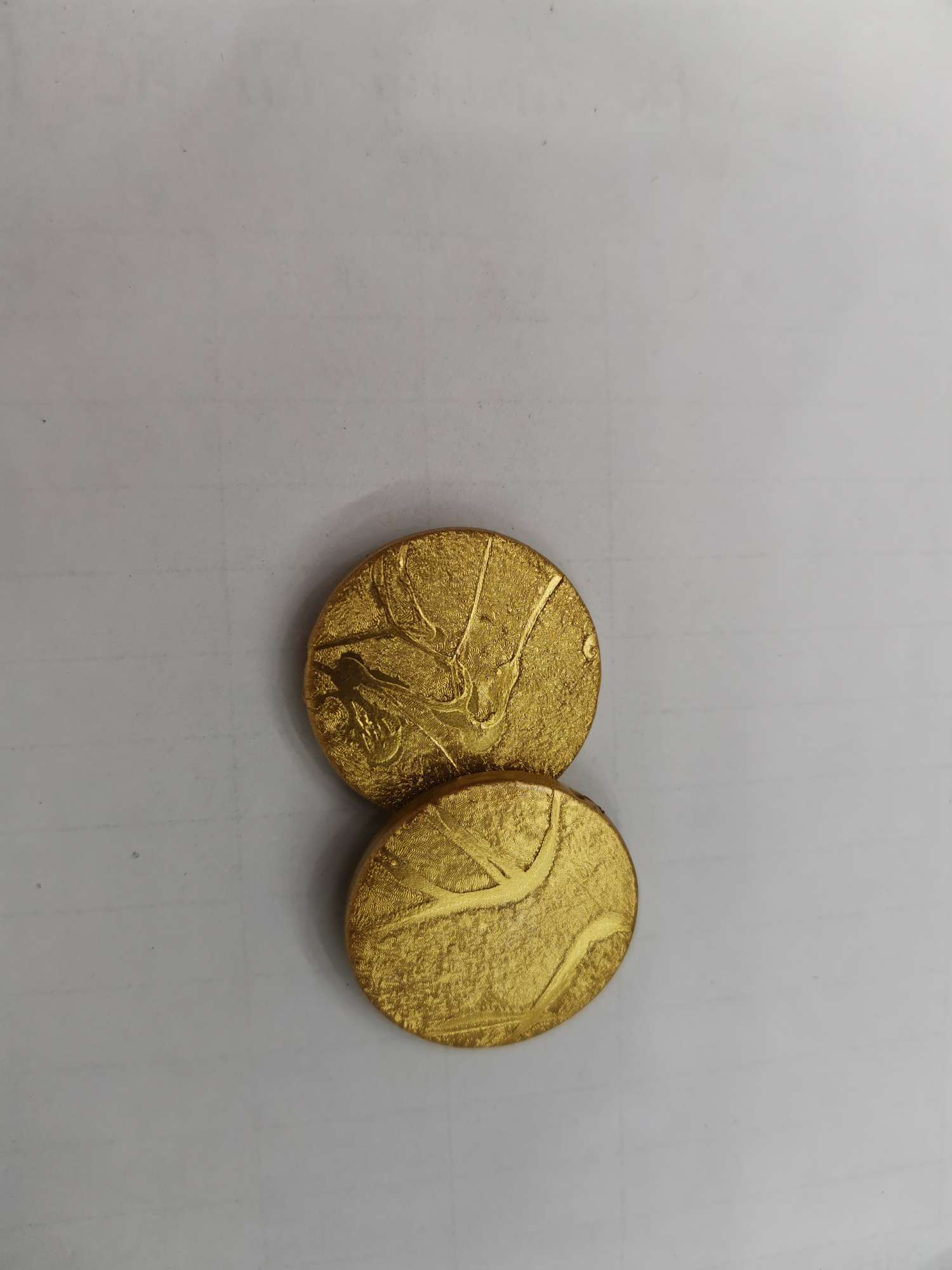 Exquisite small round pieces