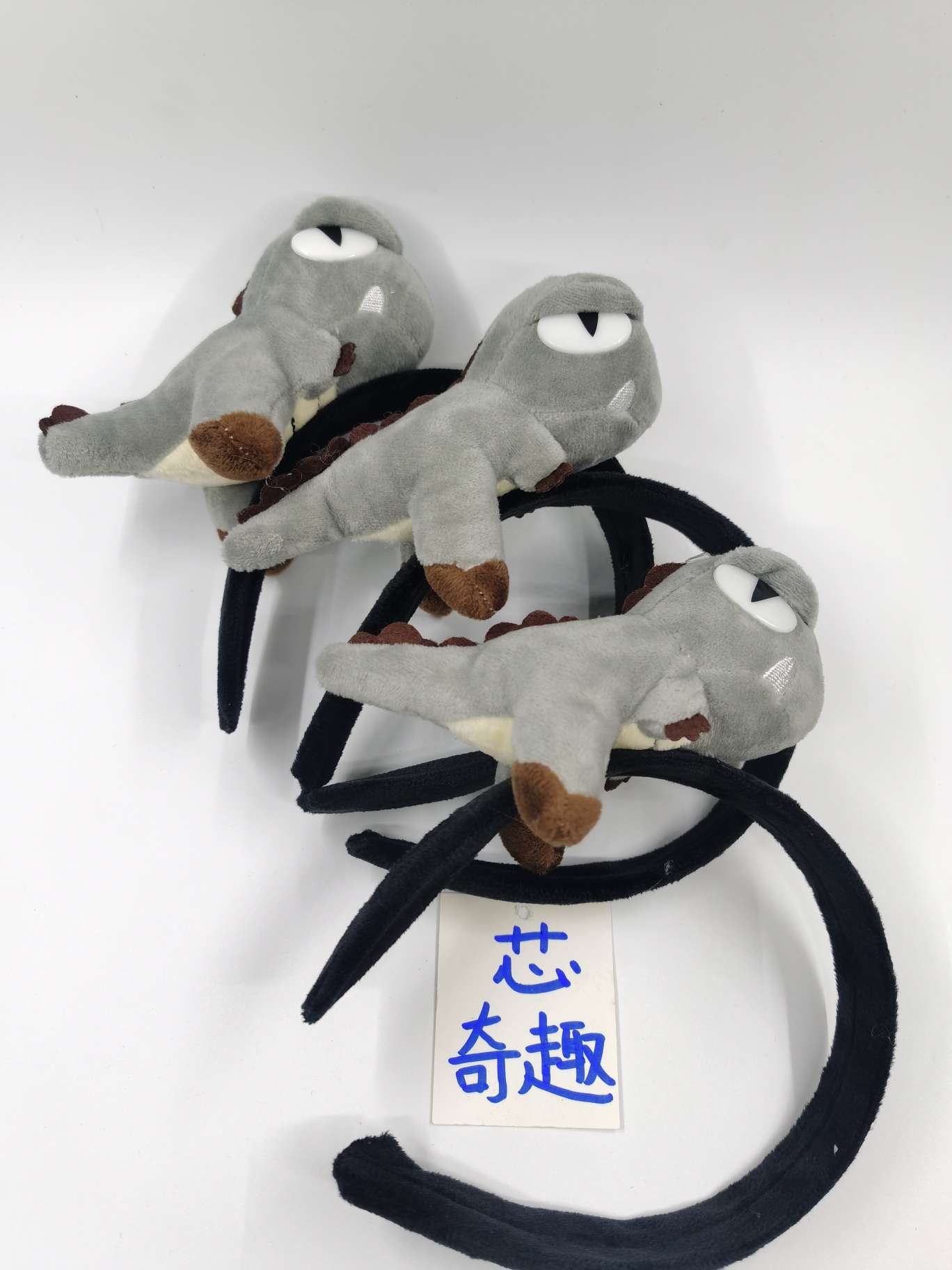 Cute plush toy chair headband, funny female dinosaur headwear, face-washing and hair-pressing hairpin, Shirley rose-style hair accessory details Picture