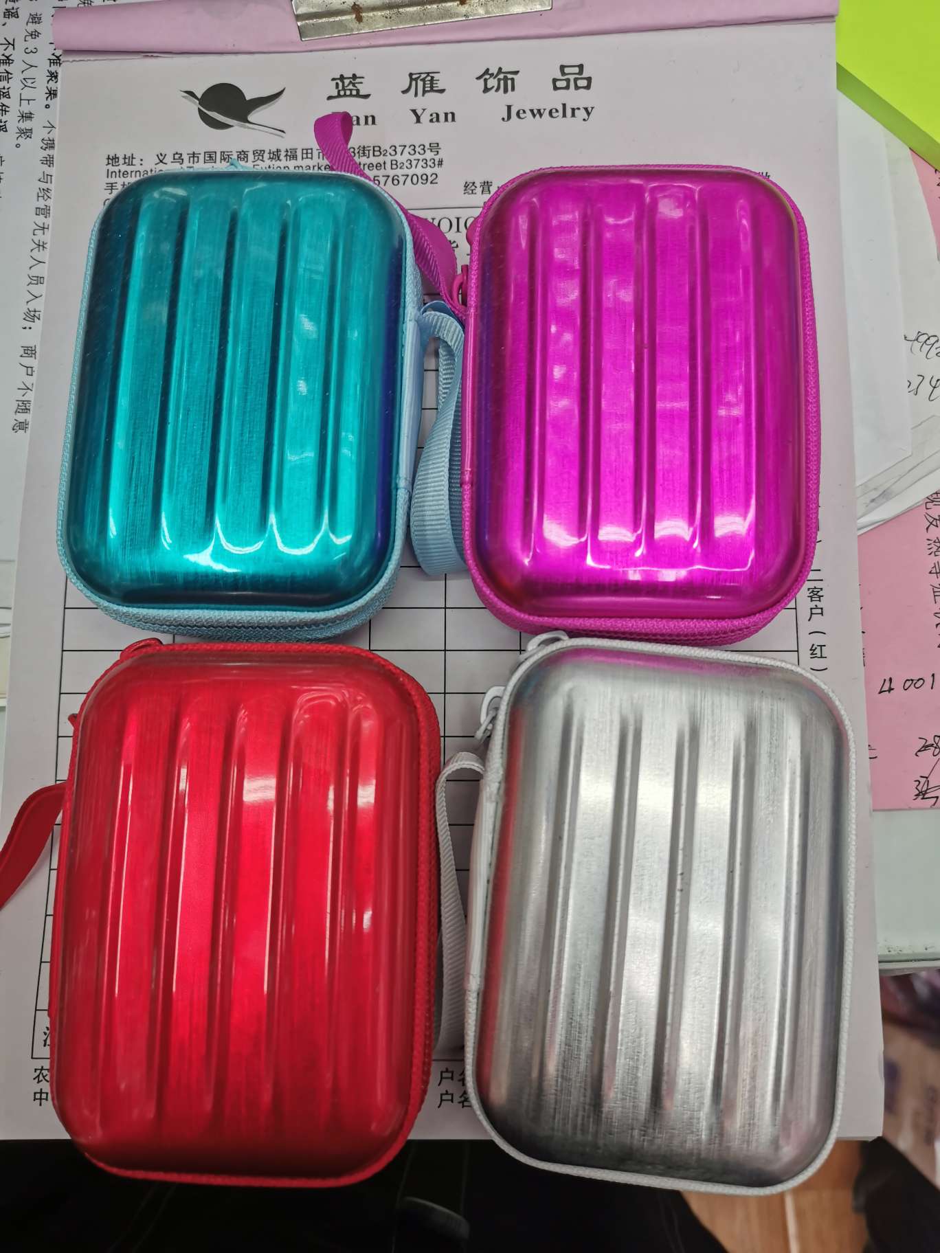 单色小拉箱杆包包