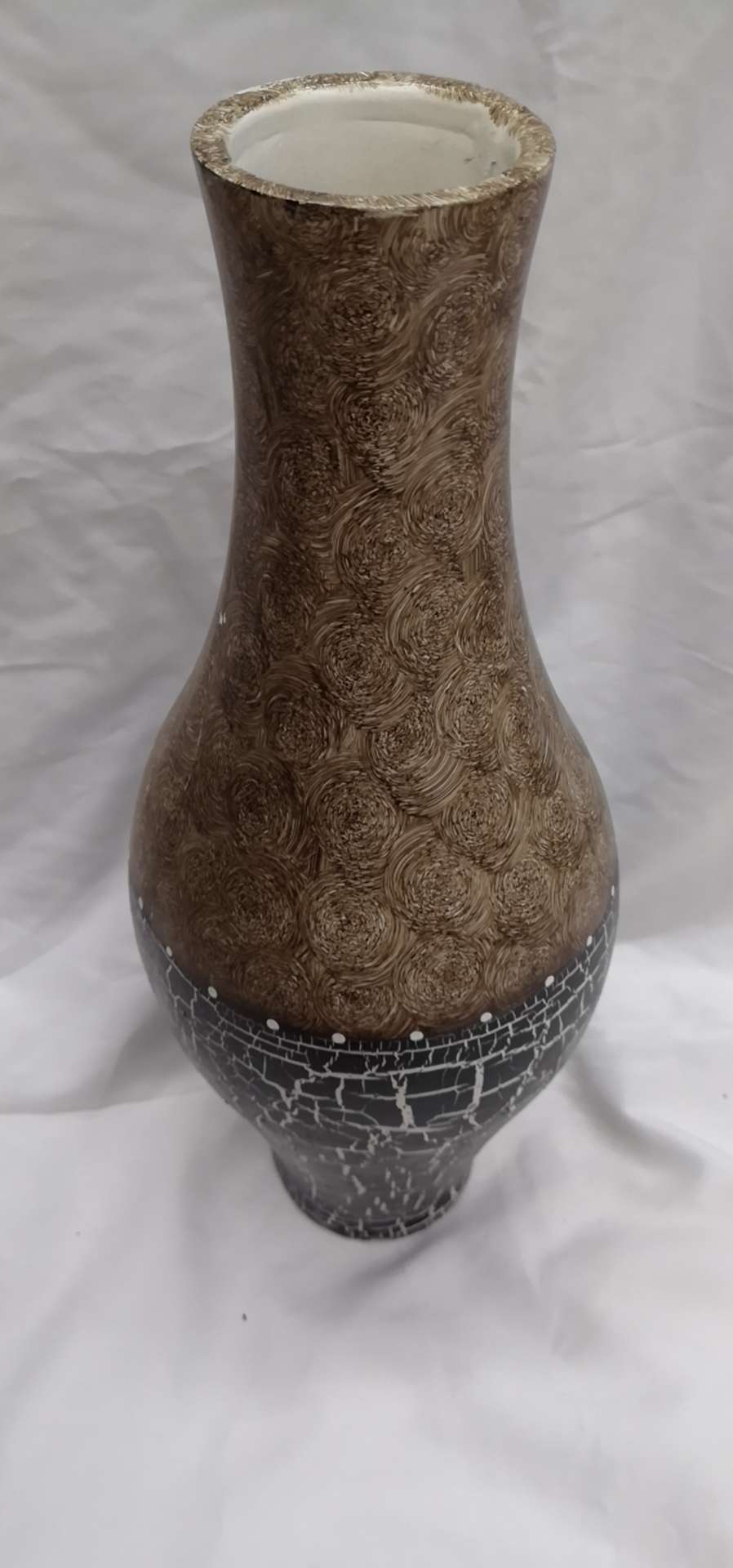Desktop flower arrangement vase