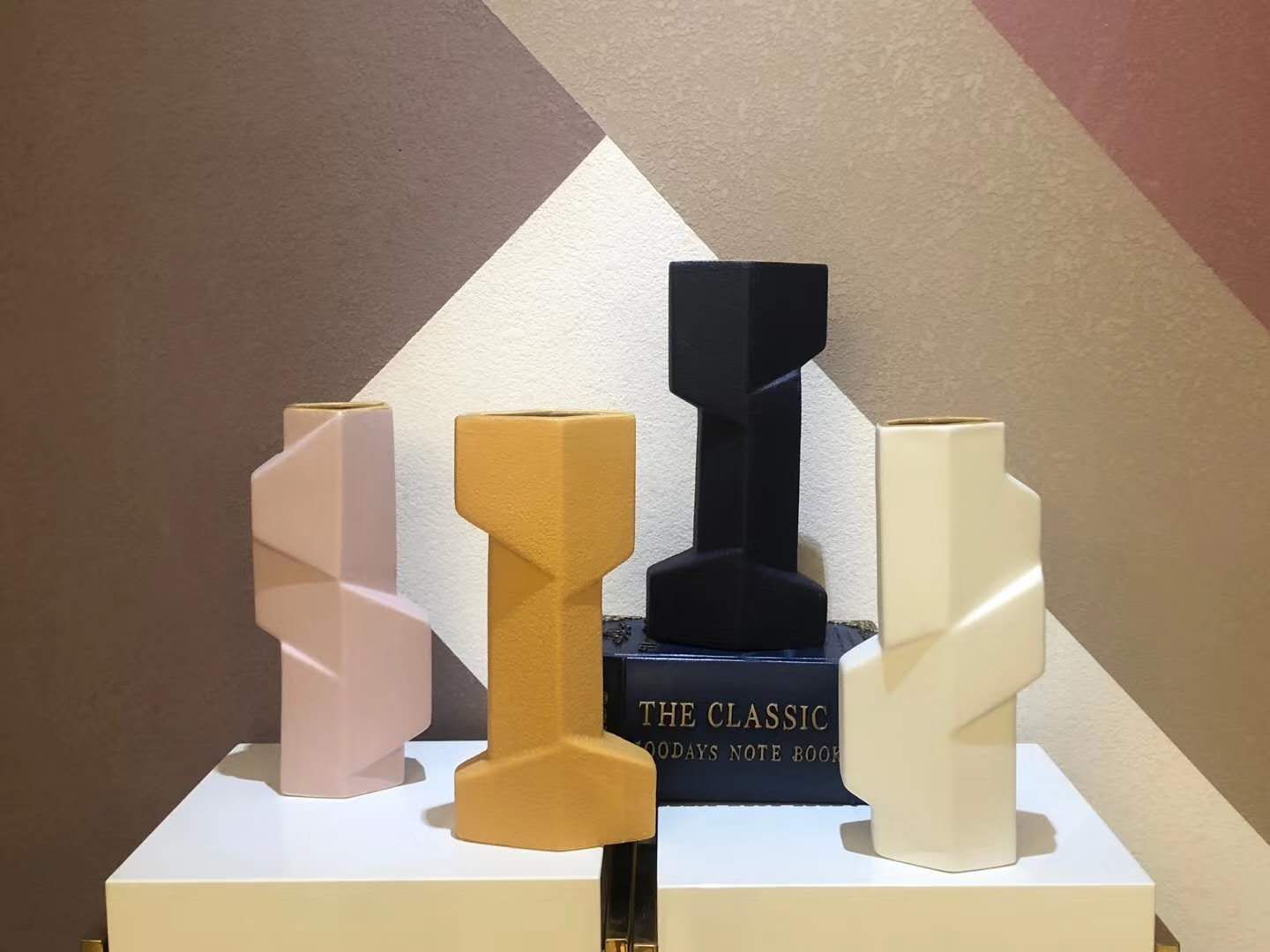 Irregular geometric vase thumbnail